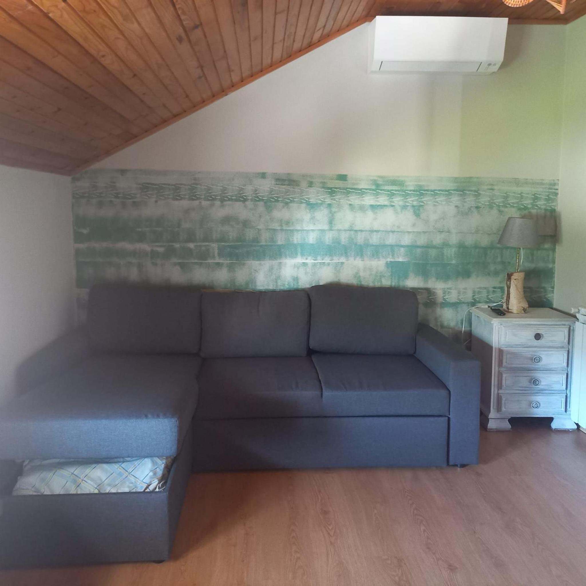 Two-Bedroom Apartment - Photo 5