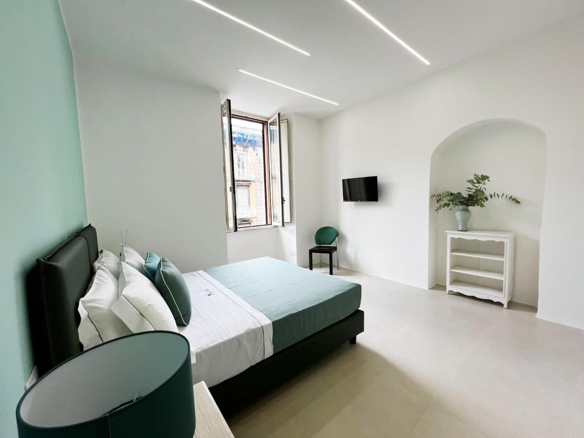 Deluxe Double or Twin Room with City View