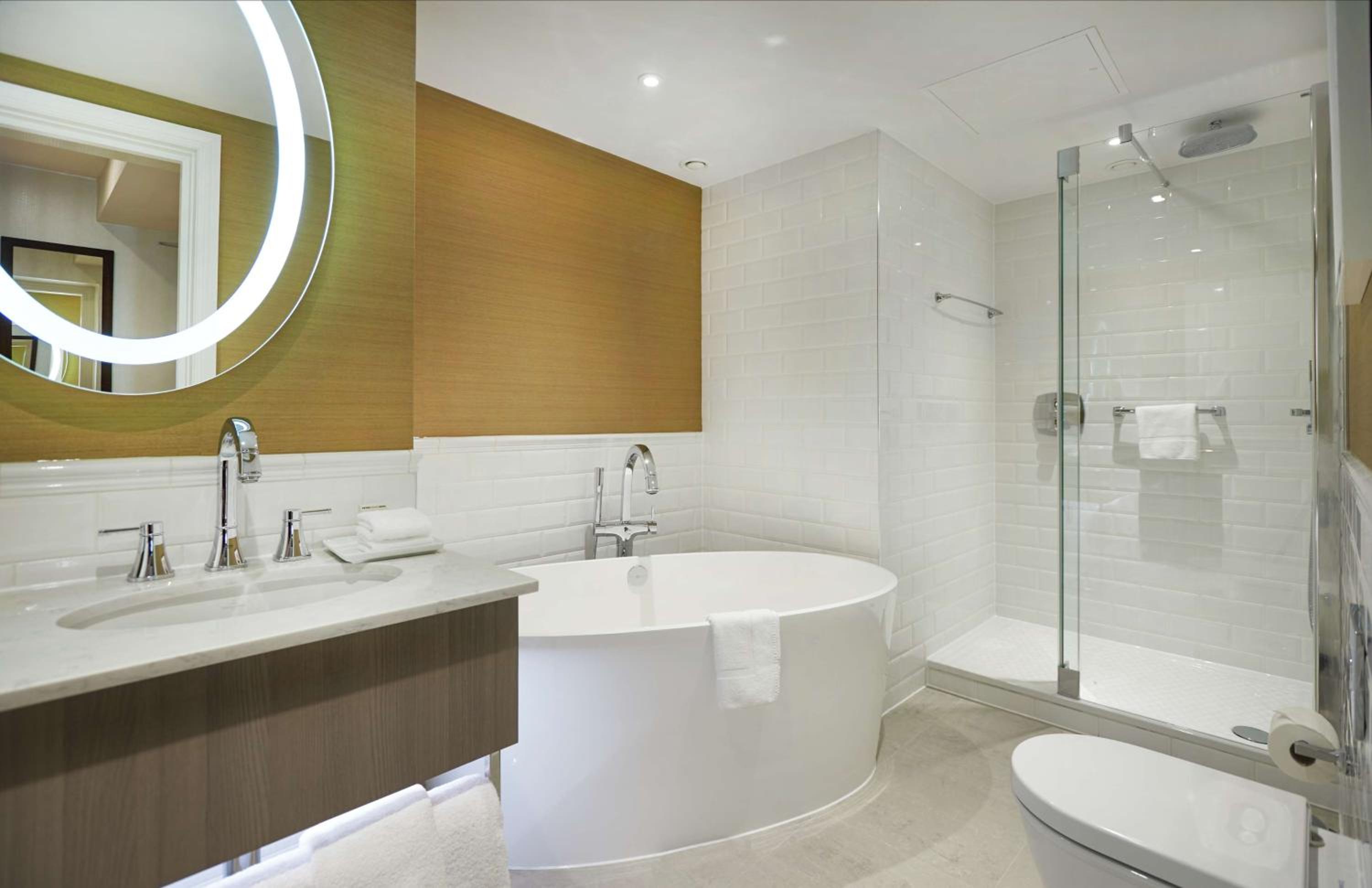 Grand Superior Queen room with two double bed photo 3