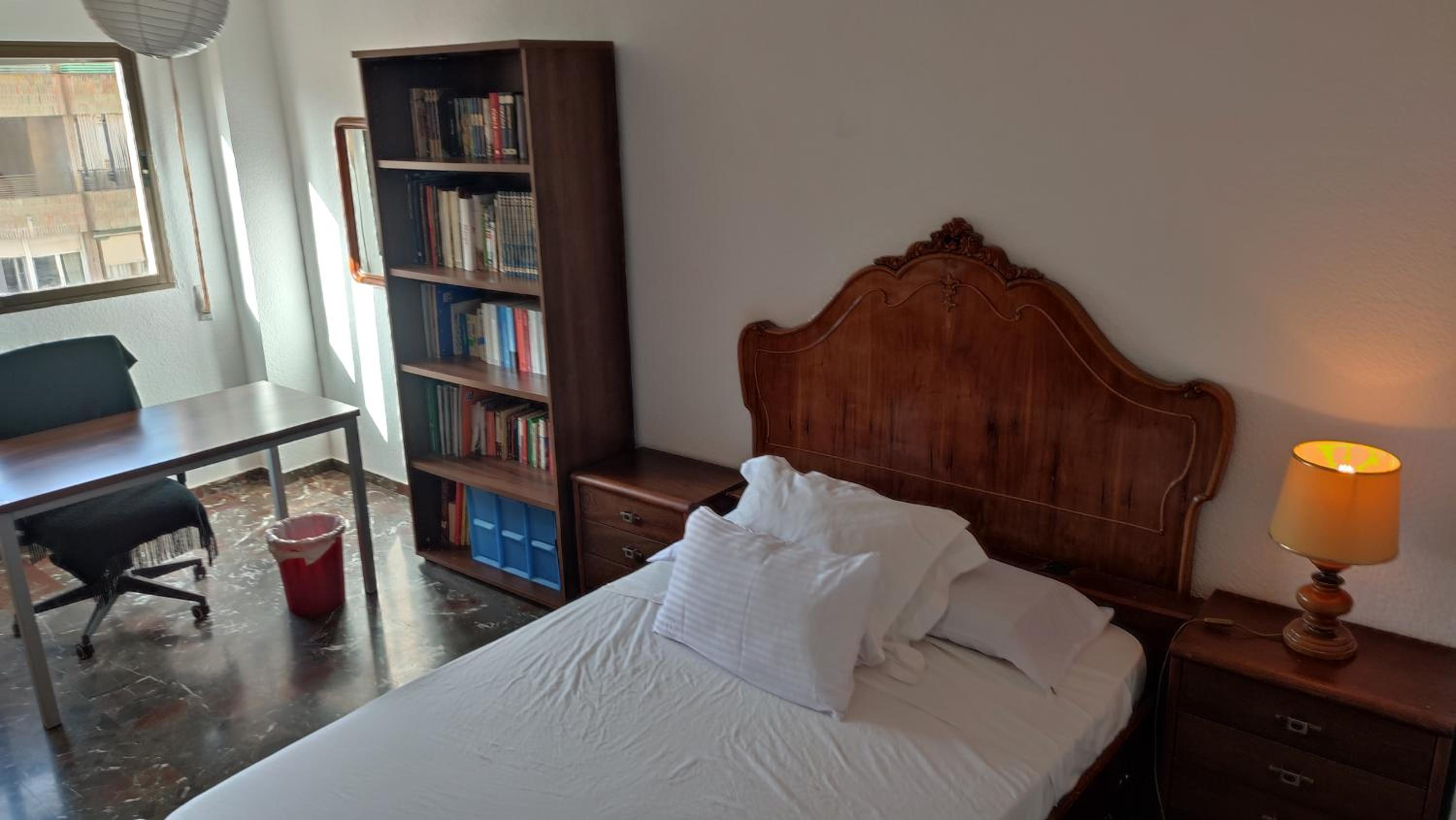 Habitación Doble con Baño Privado