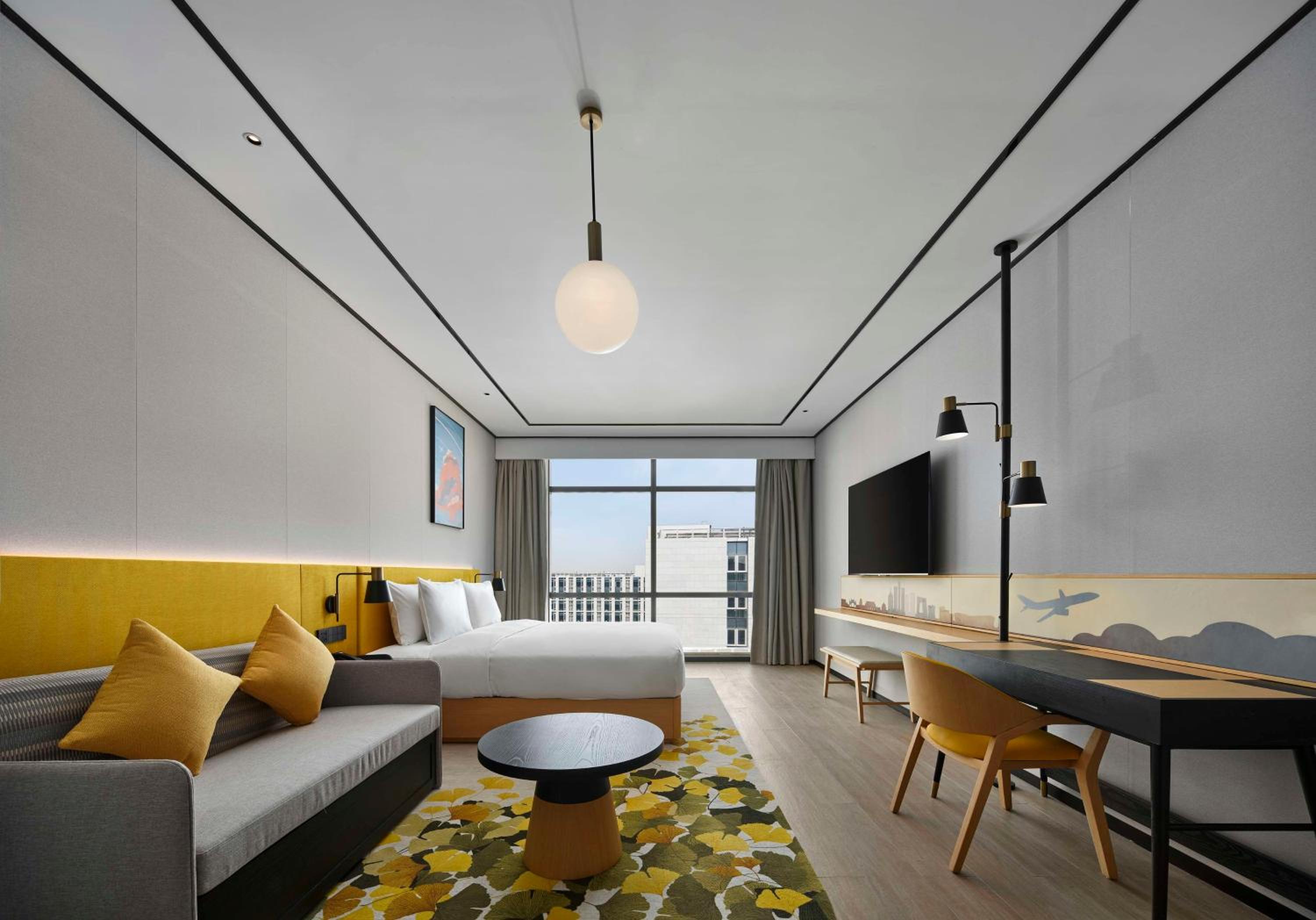 King Guest Room - Photo 2