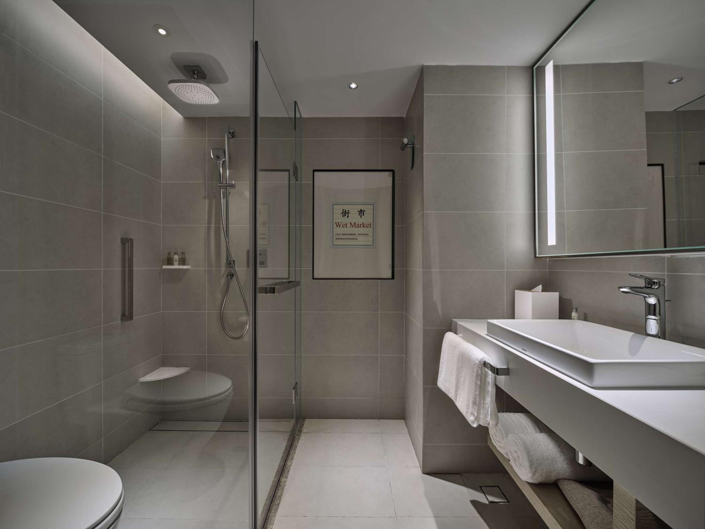 King Room with City View photo 2