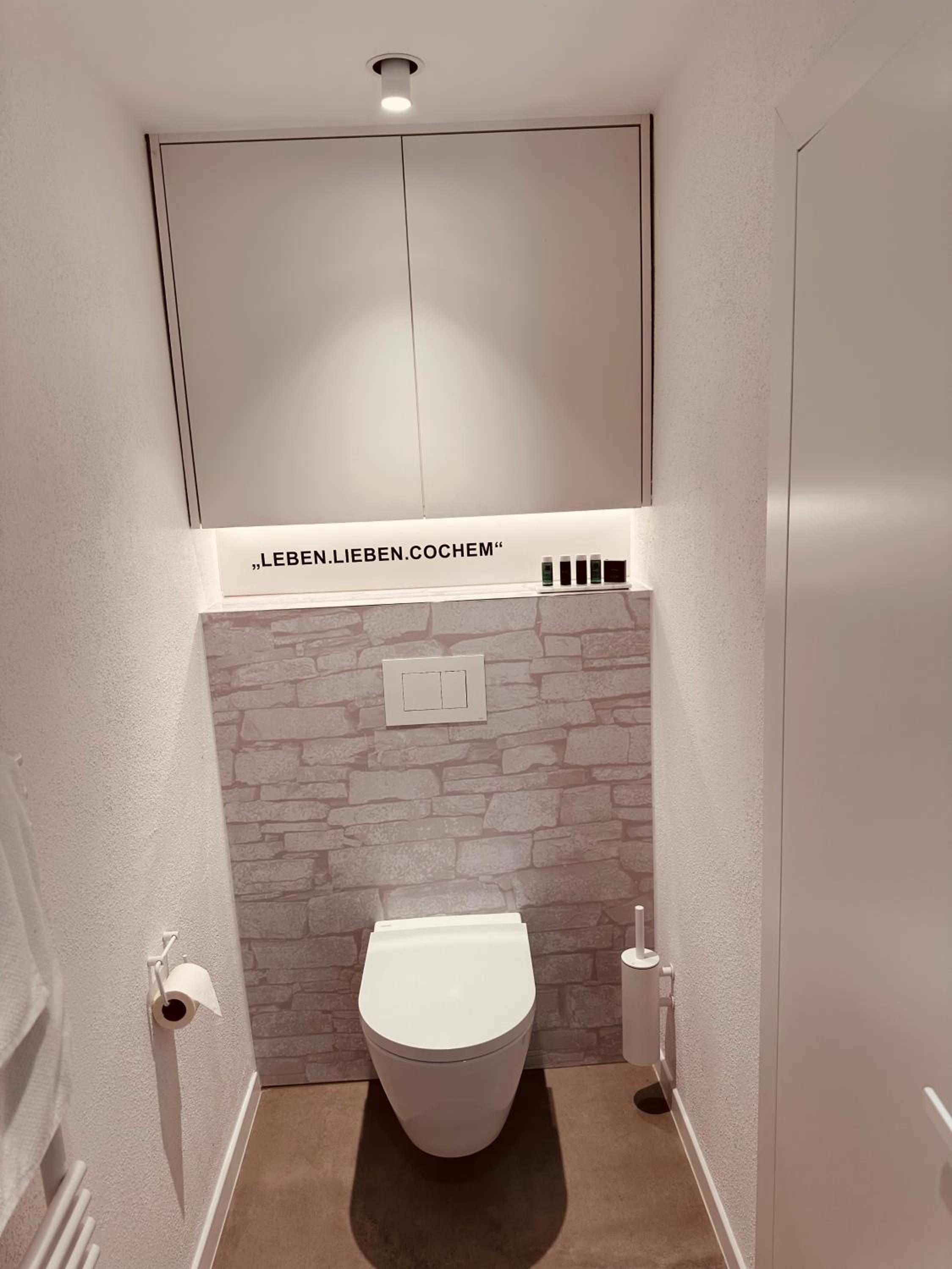 Deluxe Double Room (2 Adults + 1 Child) photo 2