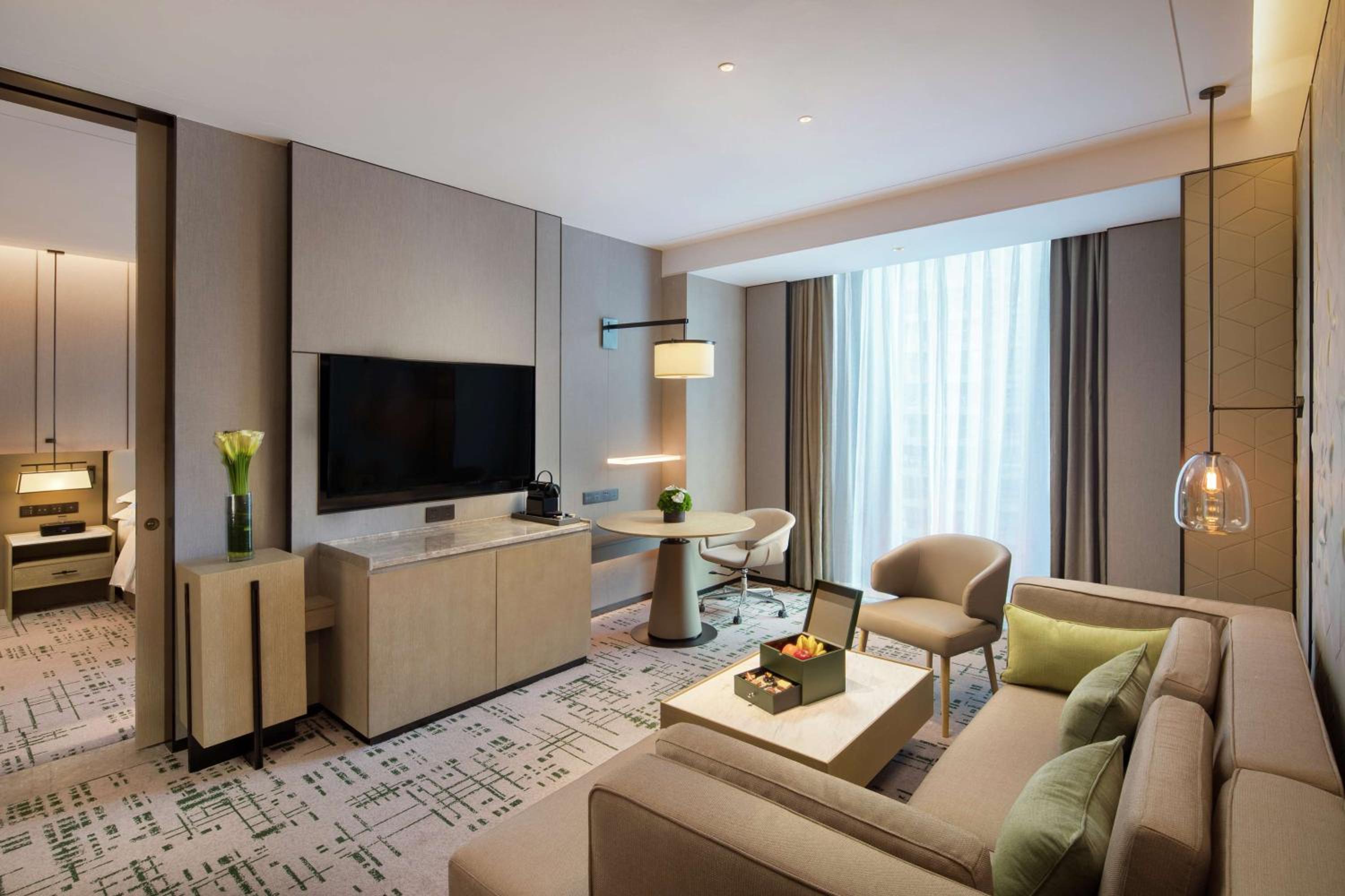 King One Bedroom Deluxe Suite