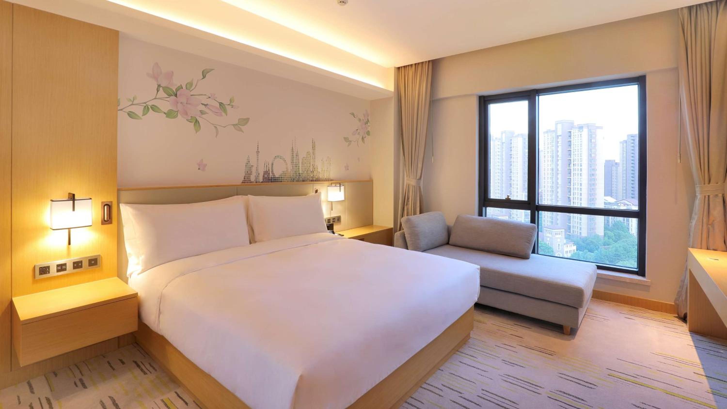 One-Bedroom King Suite - Photo 1