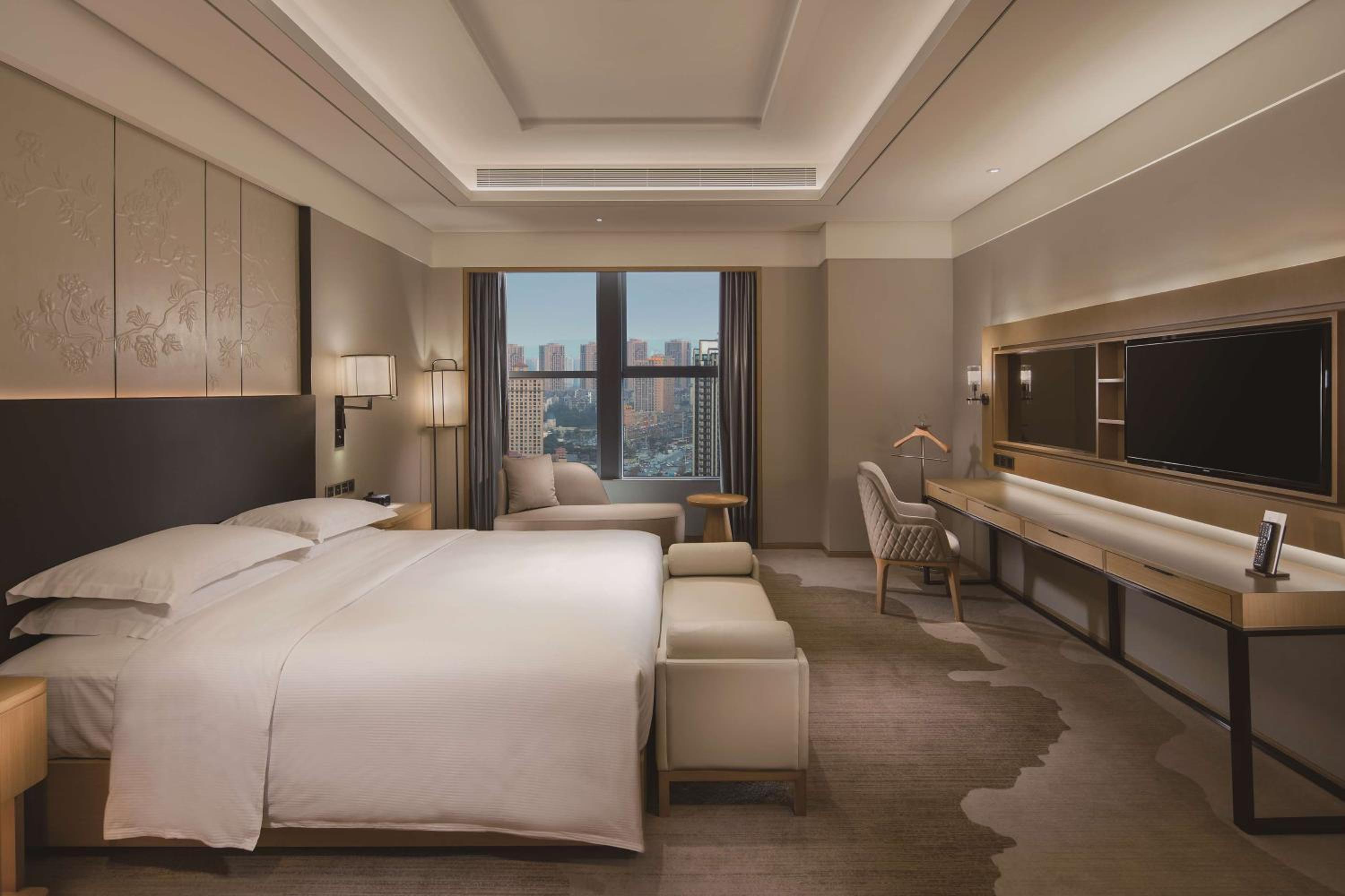 One-Bedroom Executive King Suite