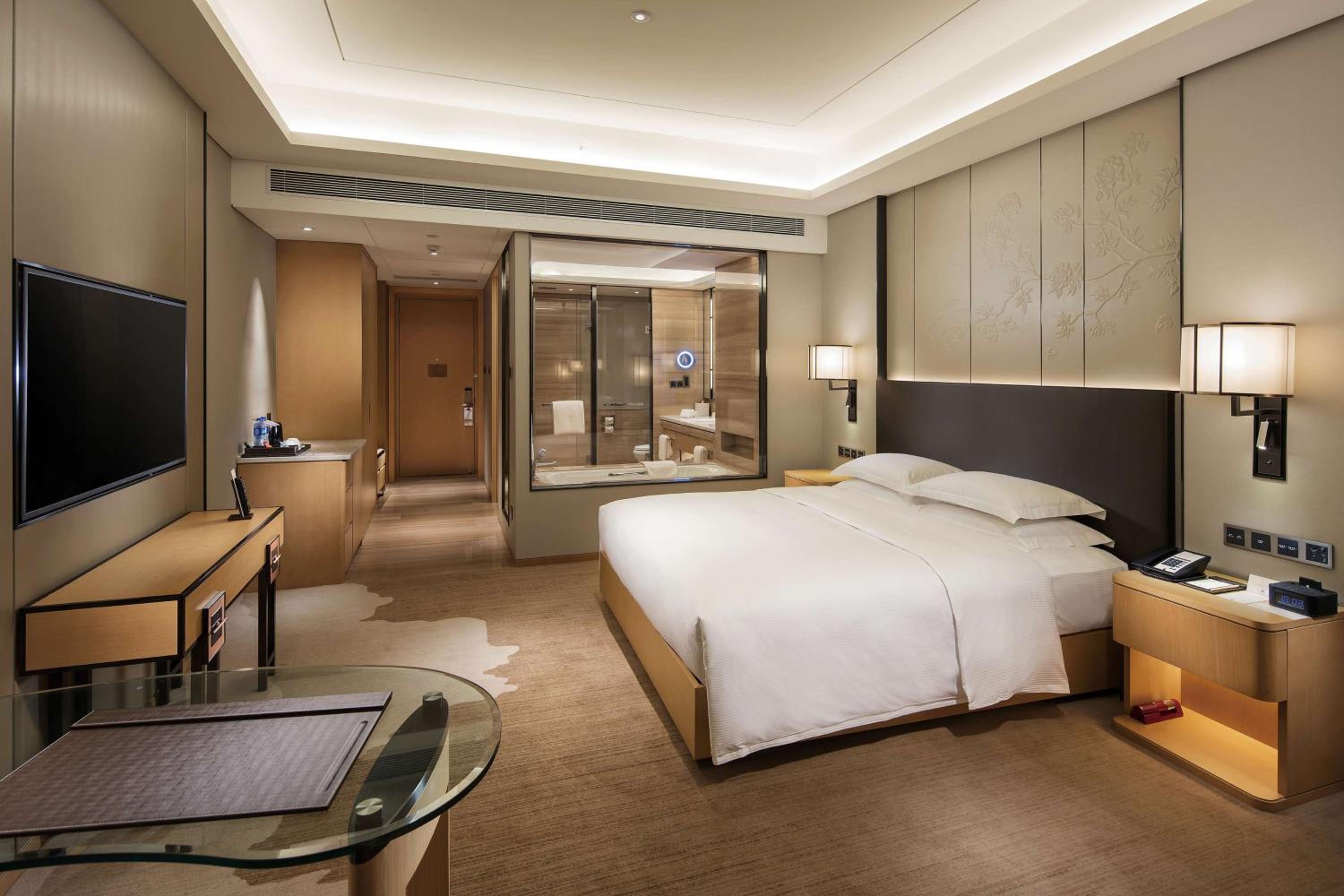 Executive King Room
