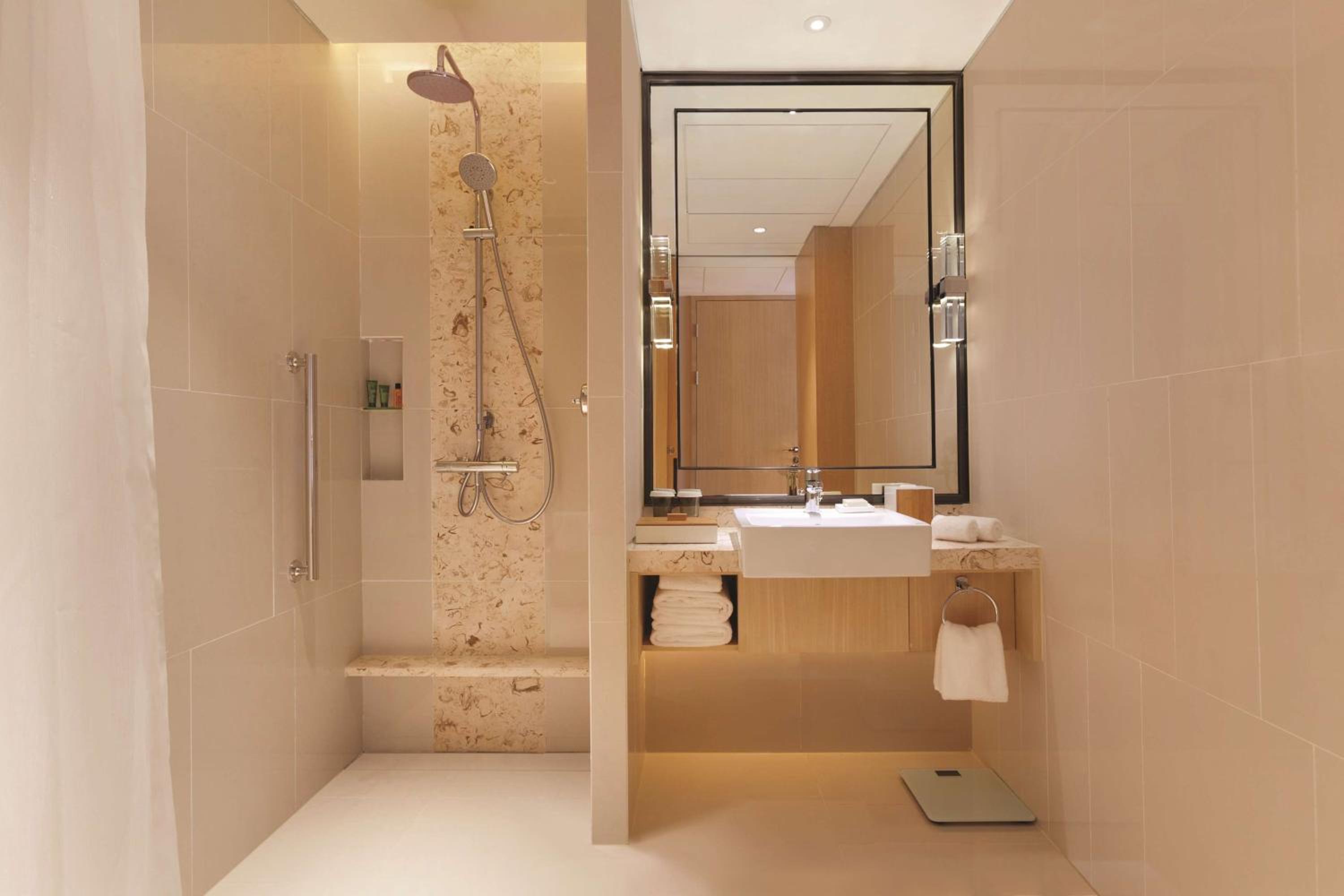 King Room - Mobility Accessible  photo 2