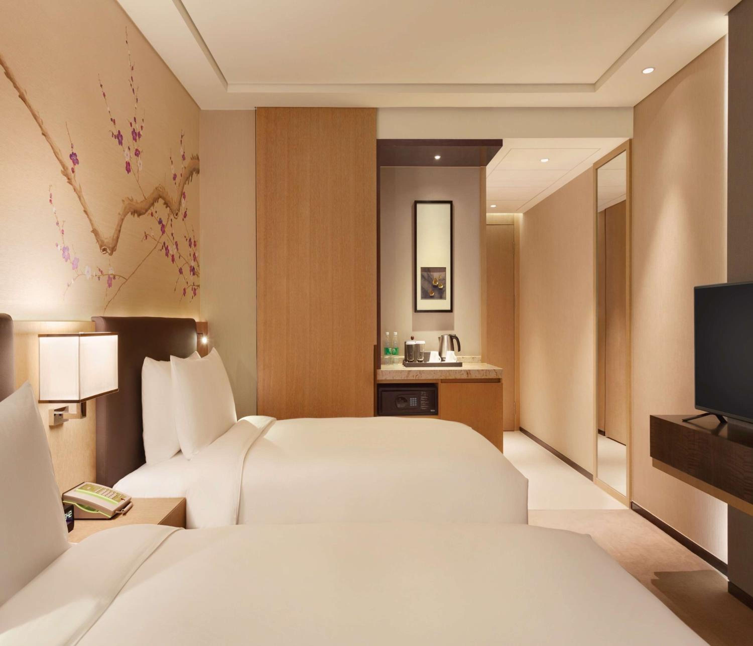 Twin Room with River View photo 3