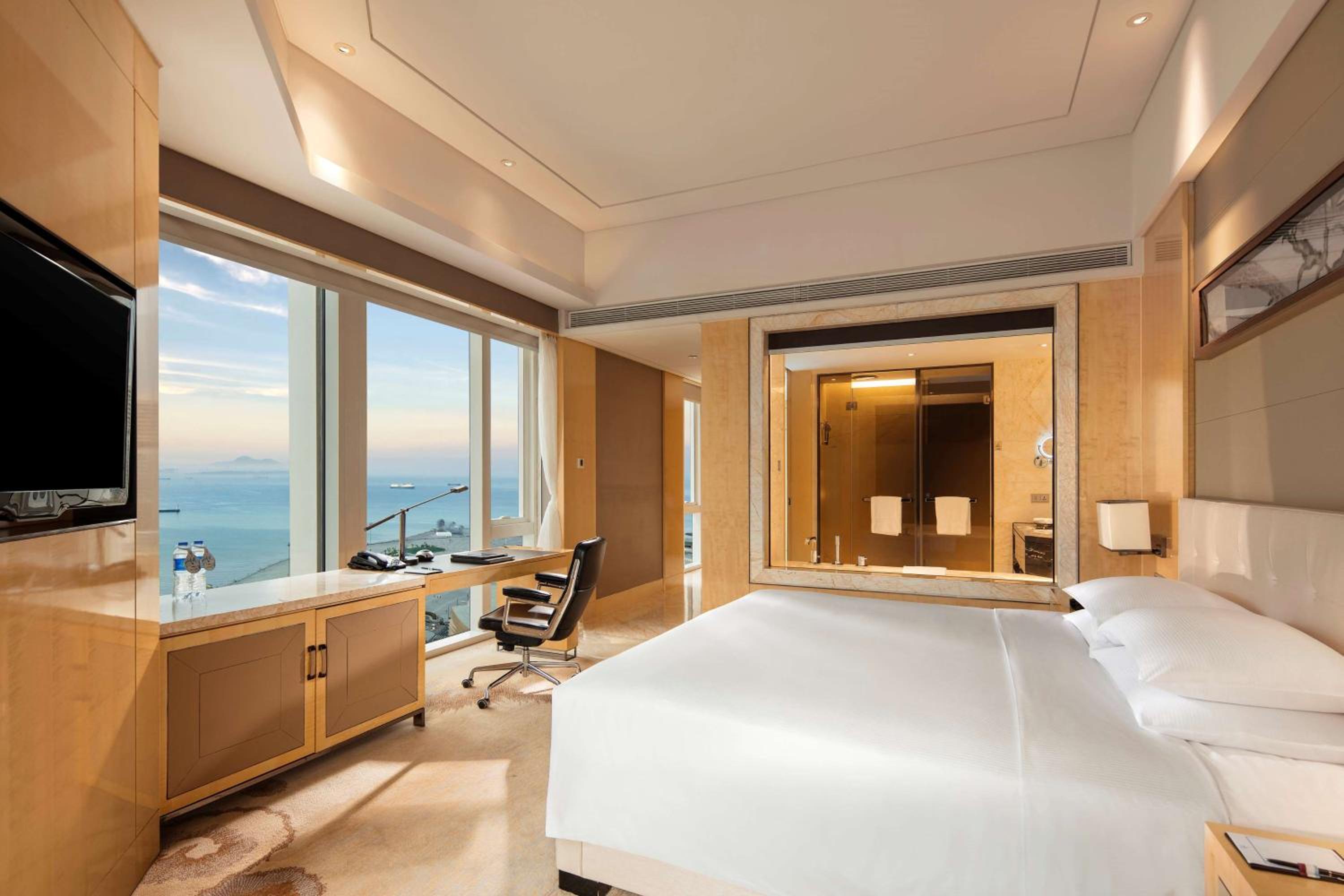 Executive Corner King Room - Lounge Access - Photo 1