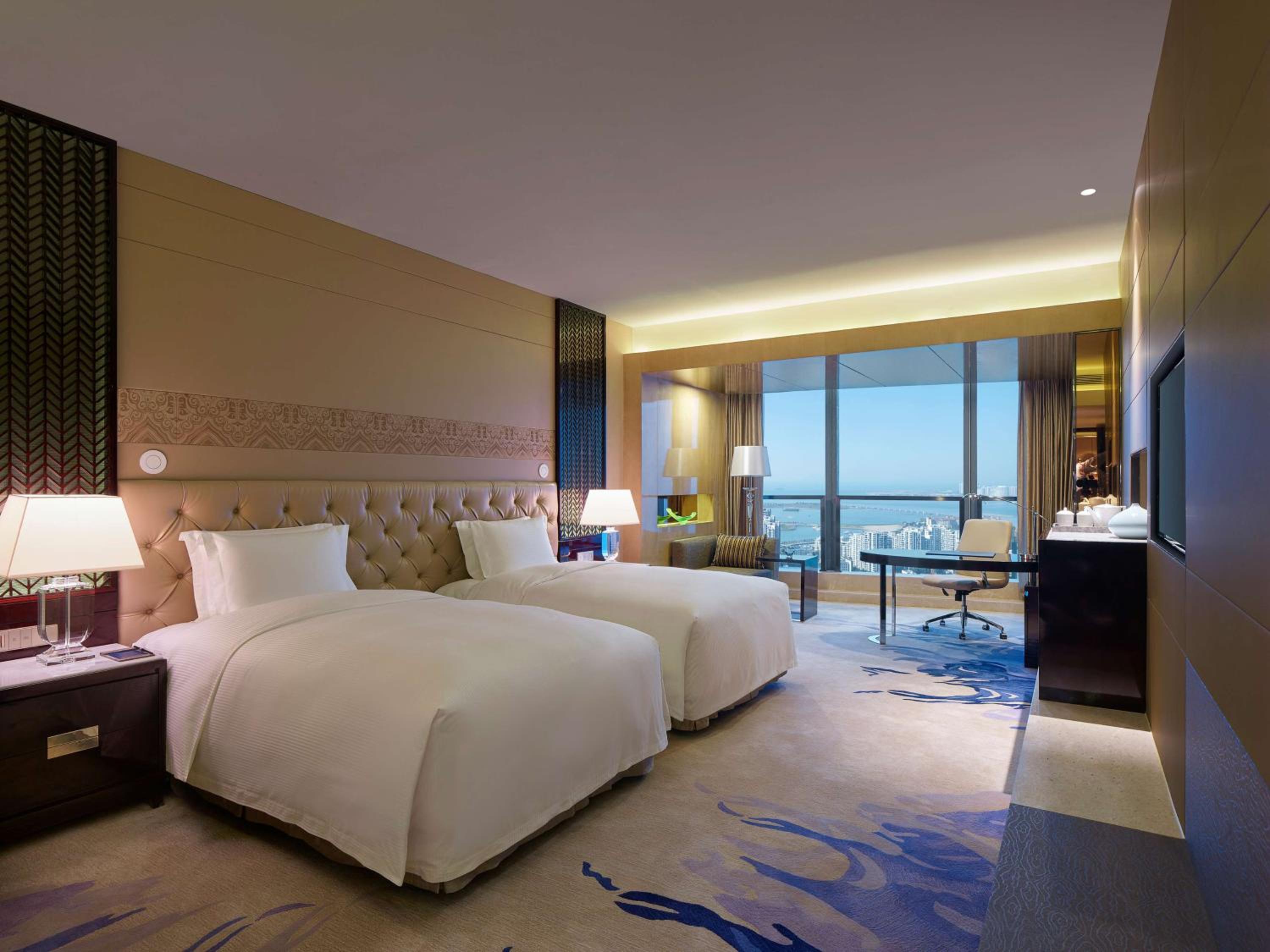 Ocean View Executive Twin Room with Lounge Access