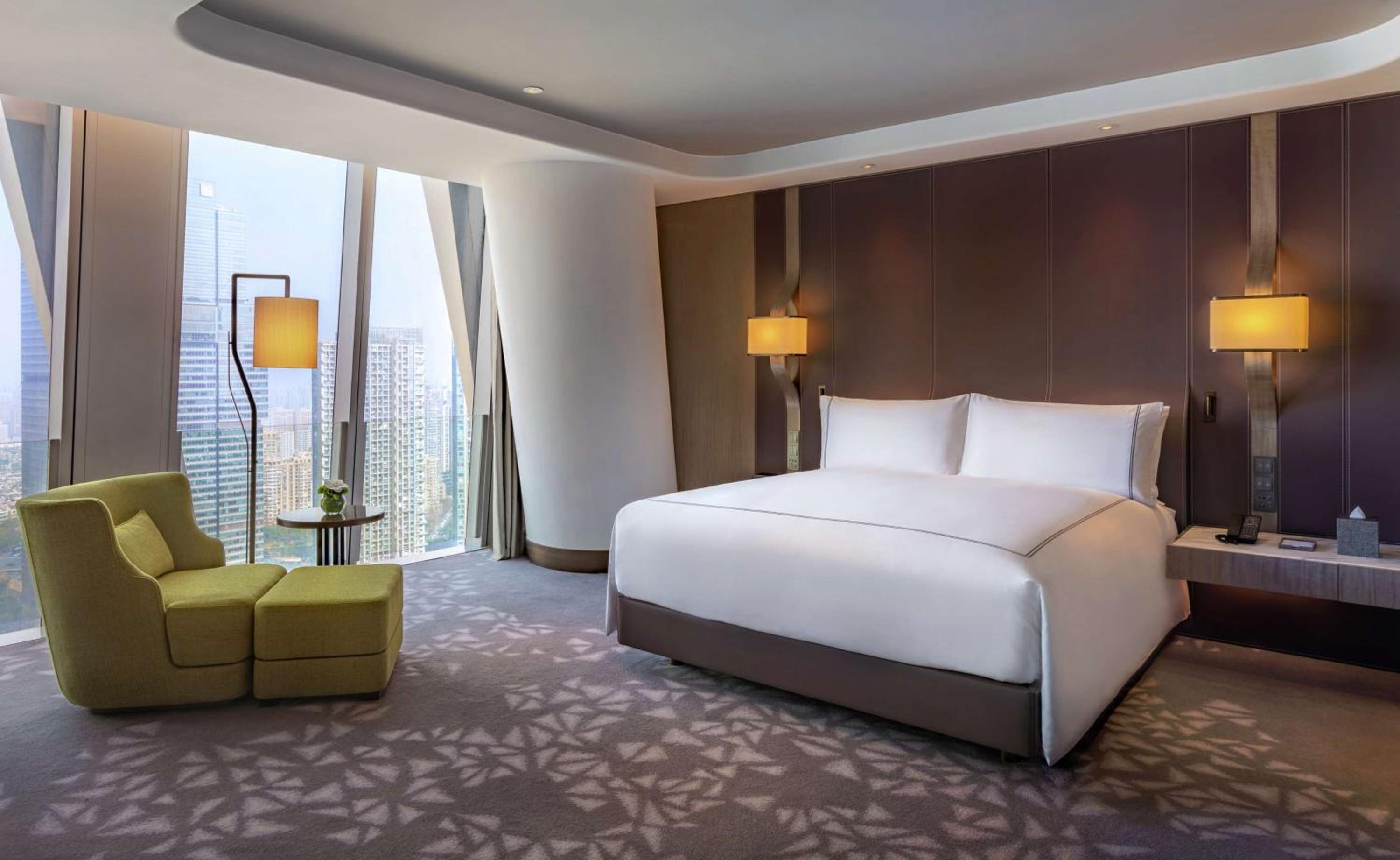 Executive King Room - Photo 3