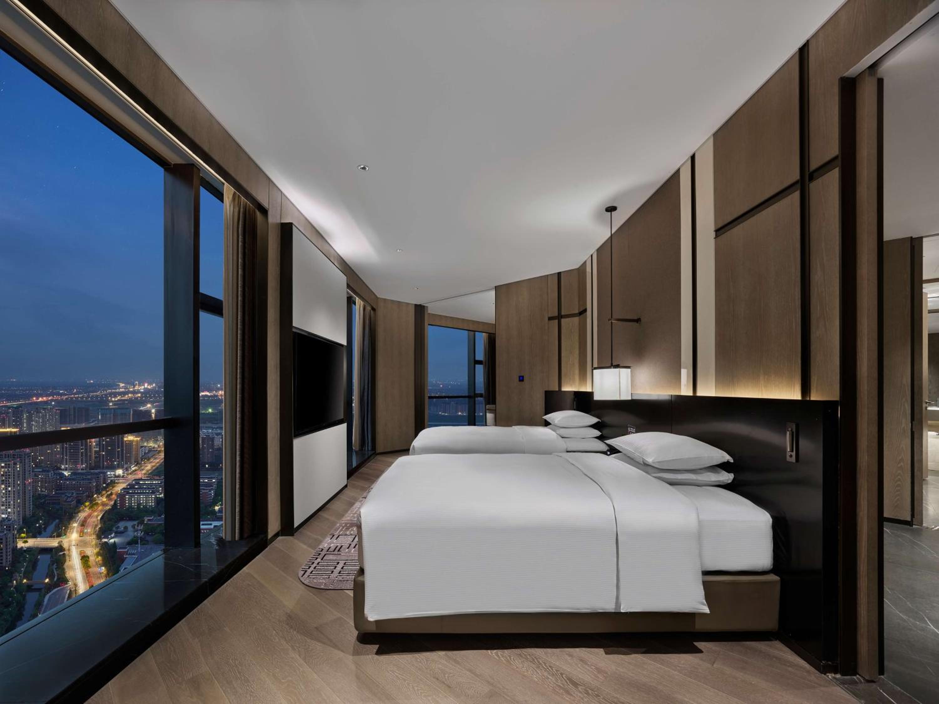 Executive Twin Suite - Photo 1