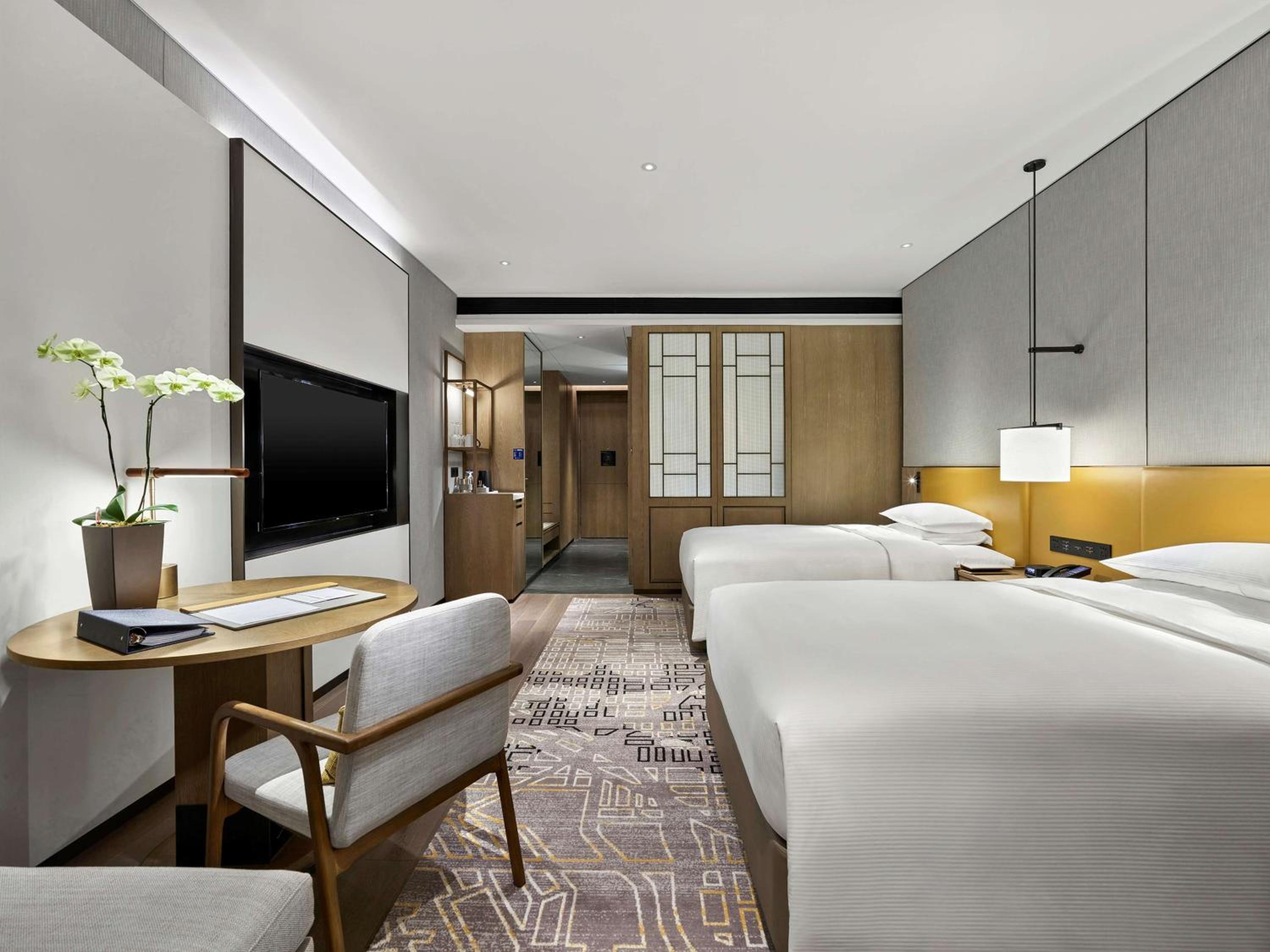 Deluxe Twin Room - Photo 2