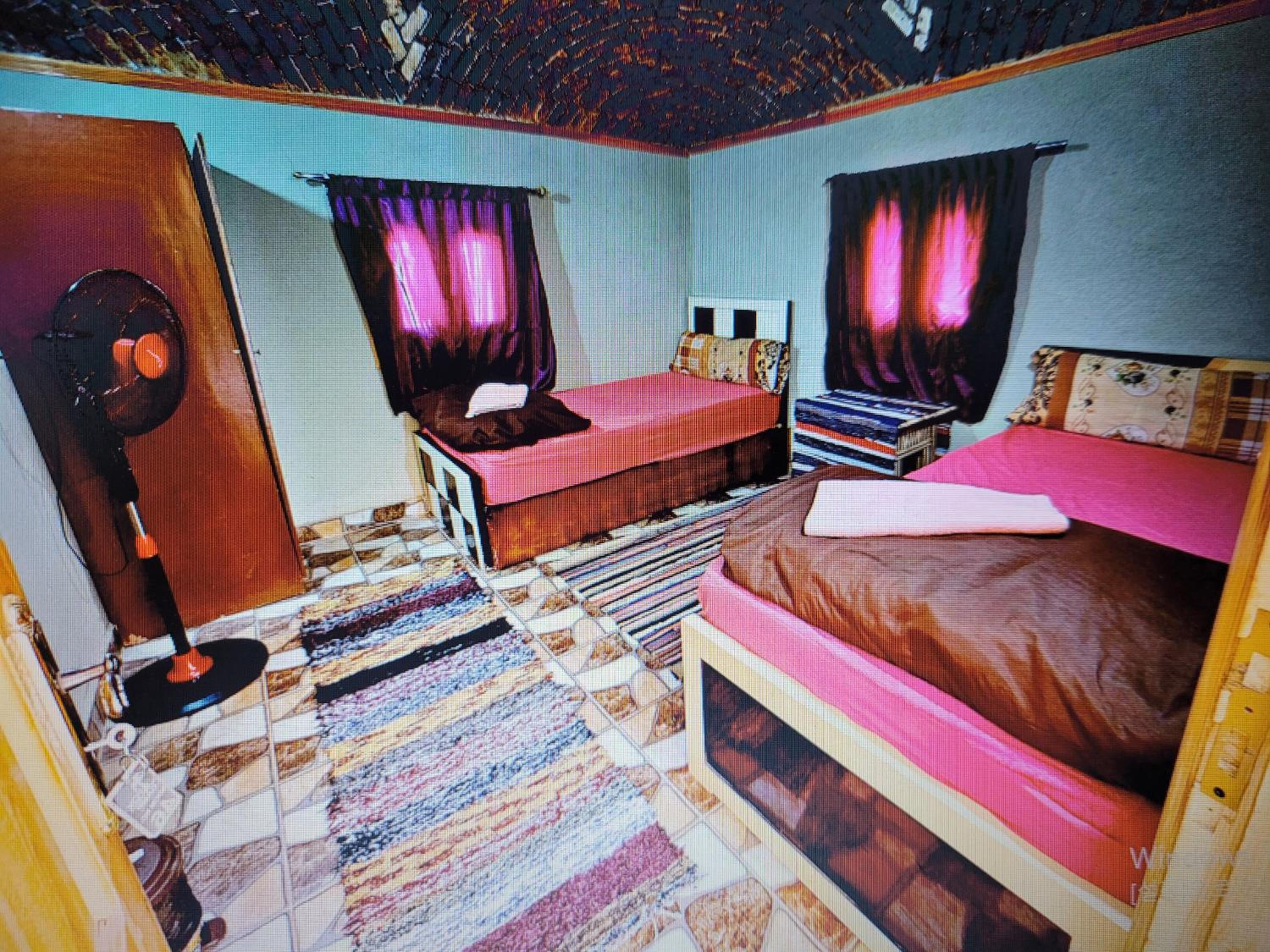 Standard Twin Room with Mountain View photo 3