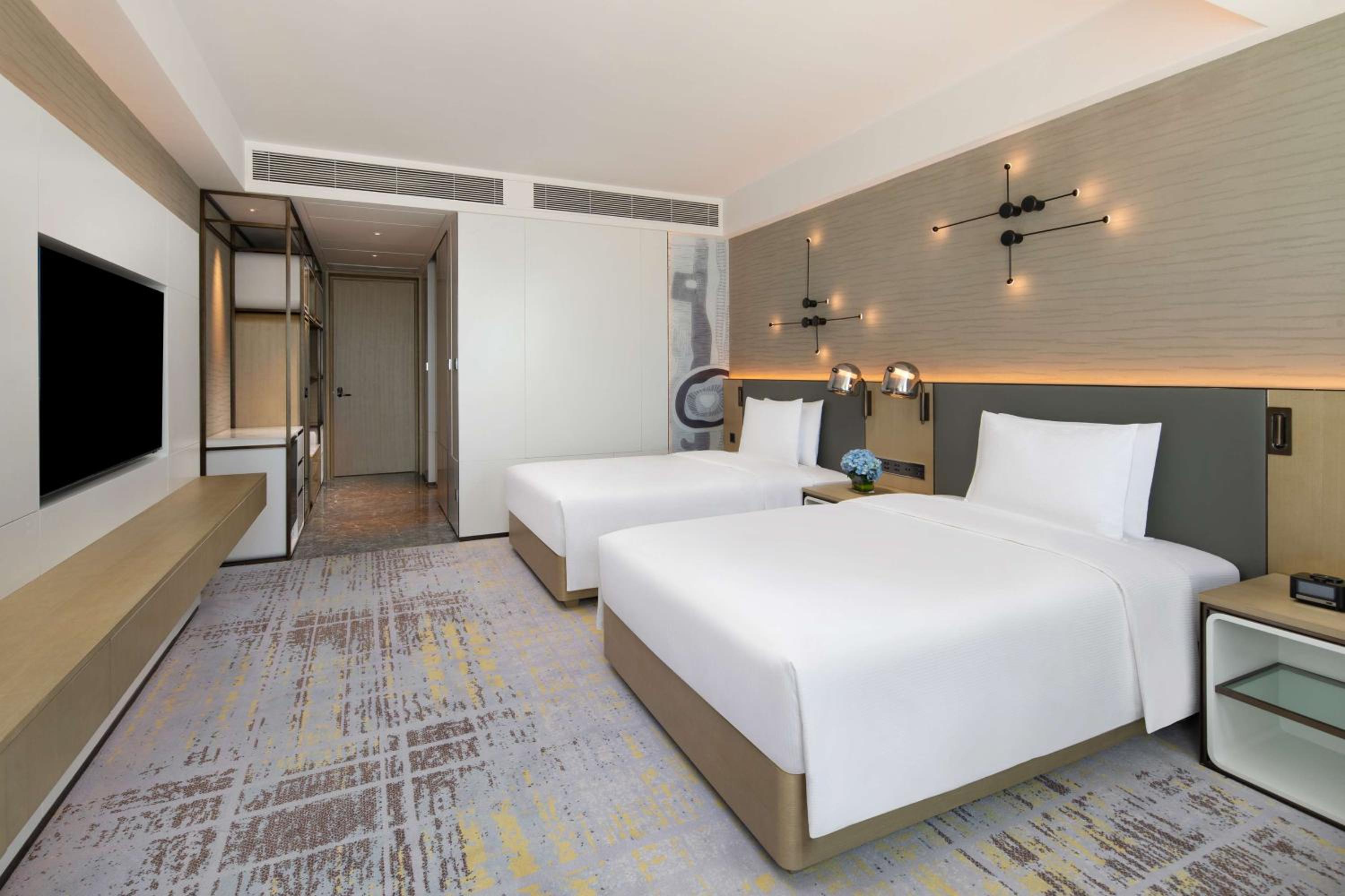Twin Room - Photo 4