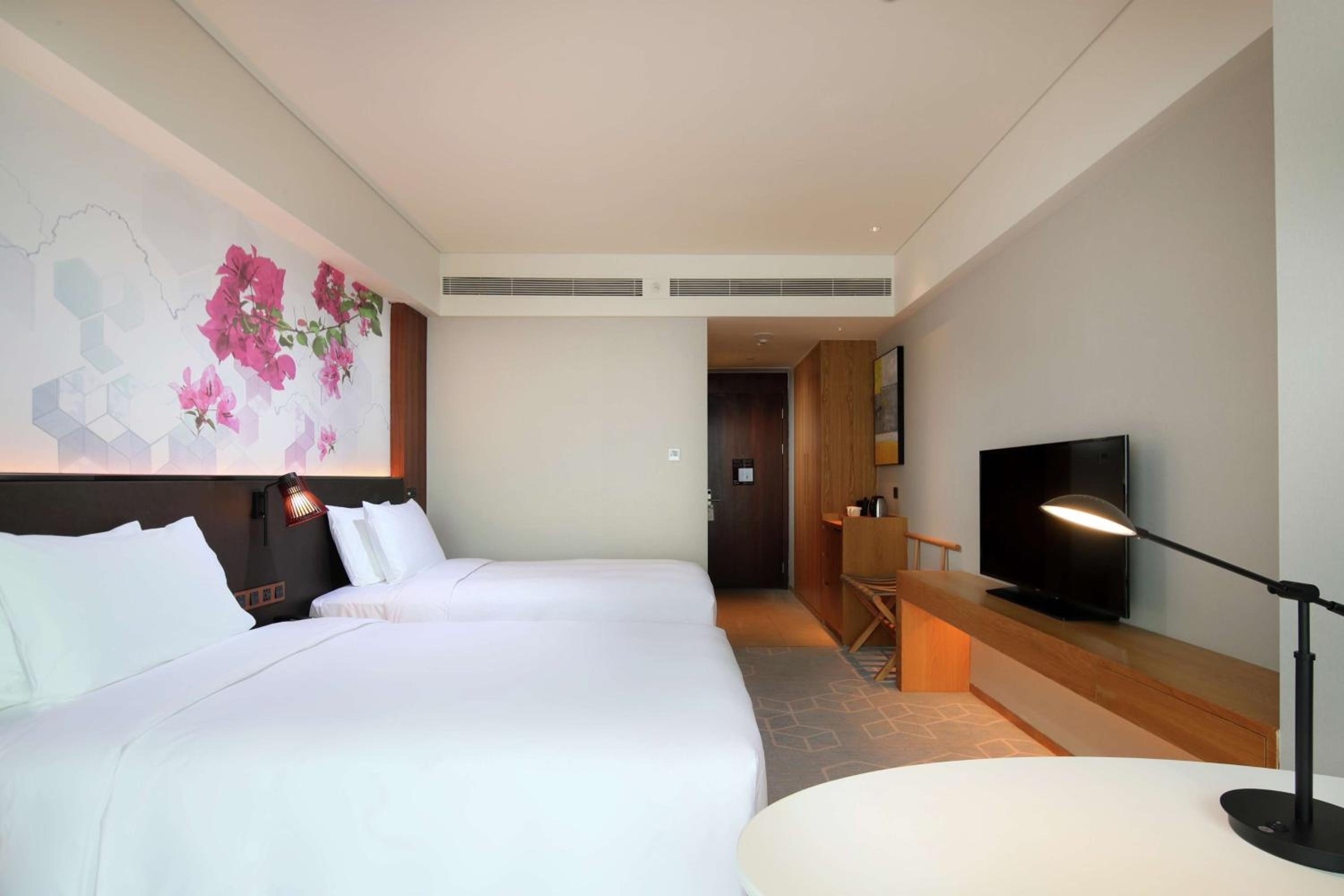 Twin Room - Photo 1