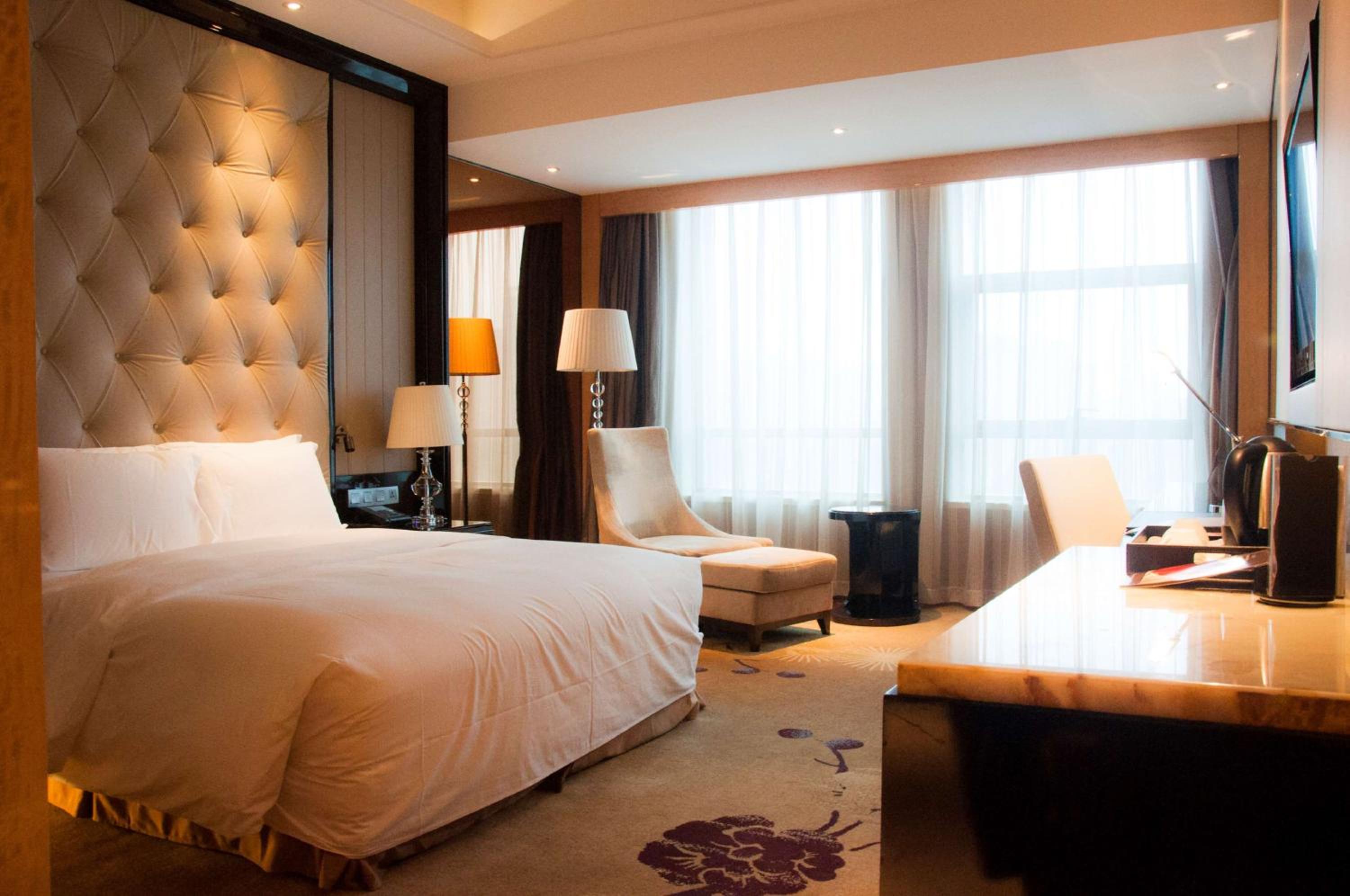 King Room - Mobility Accessible