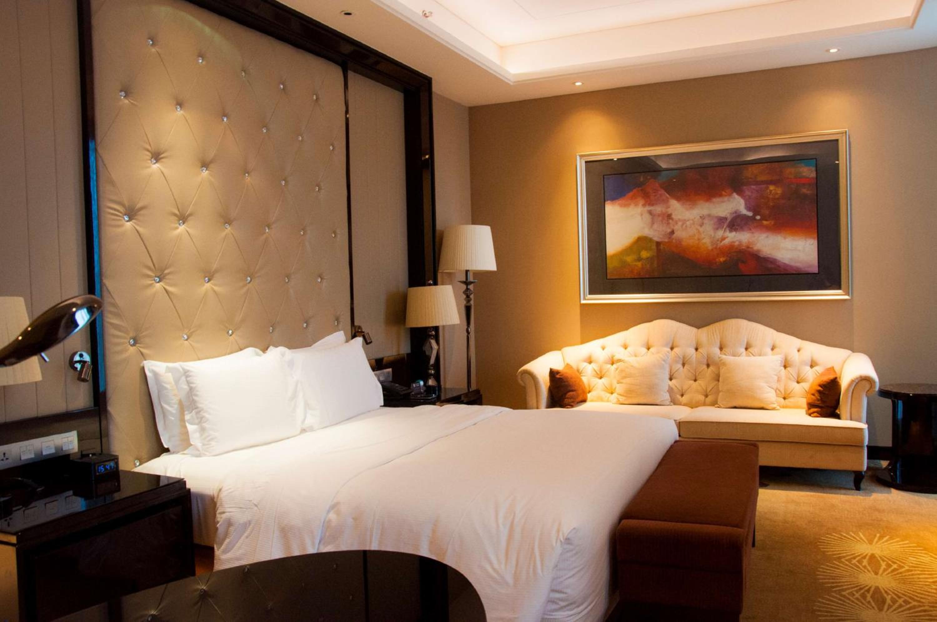 Junior King Suite - Lounge Access - Photo 1