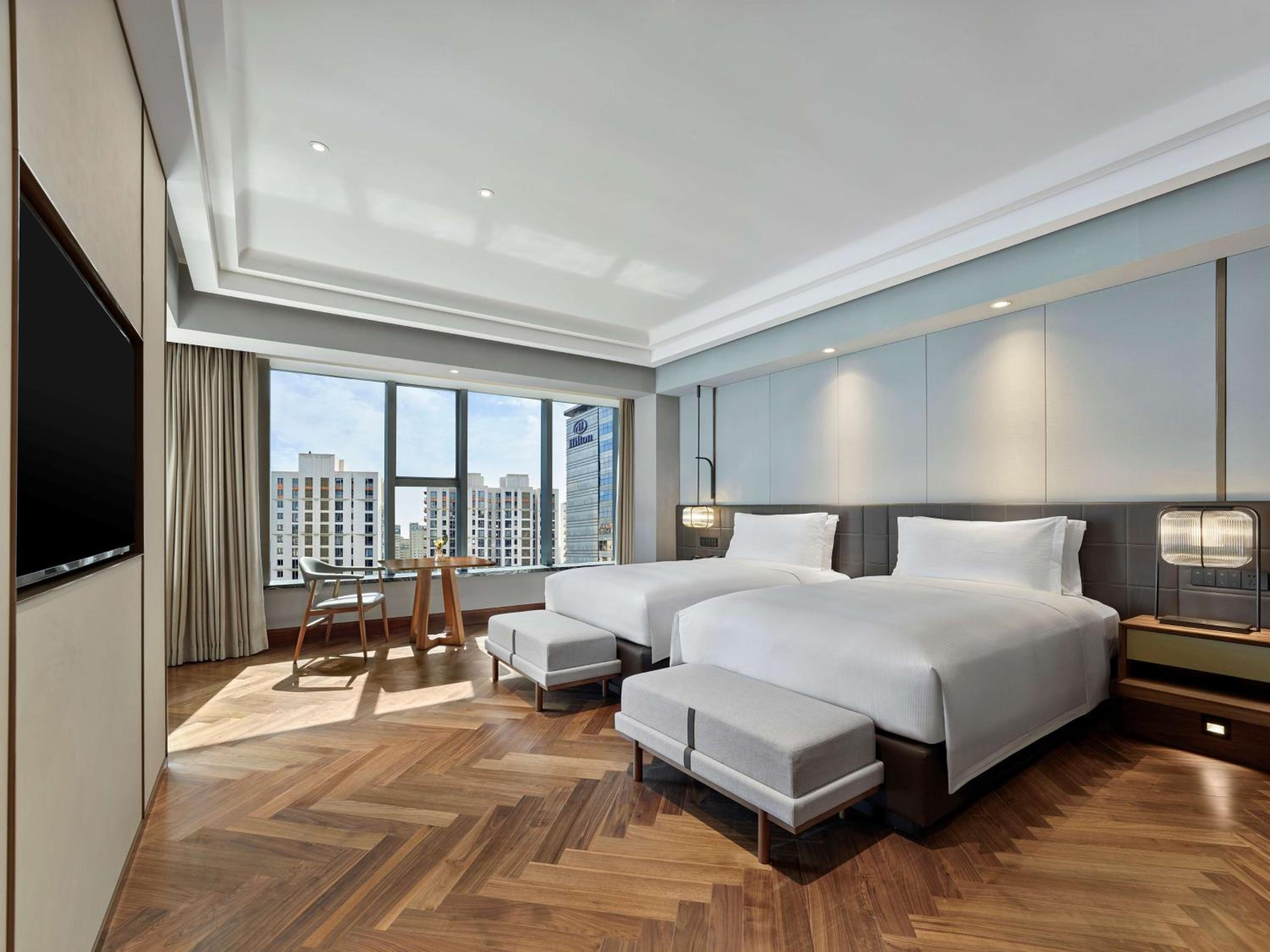 Hilton Premier Twin - Photo 3