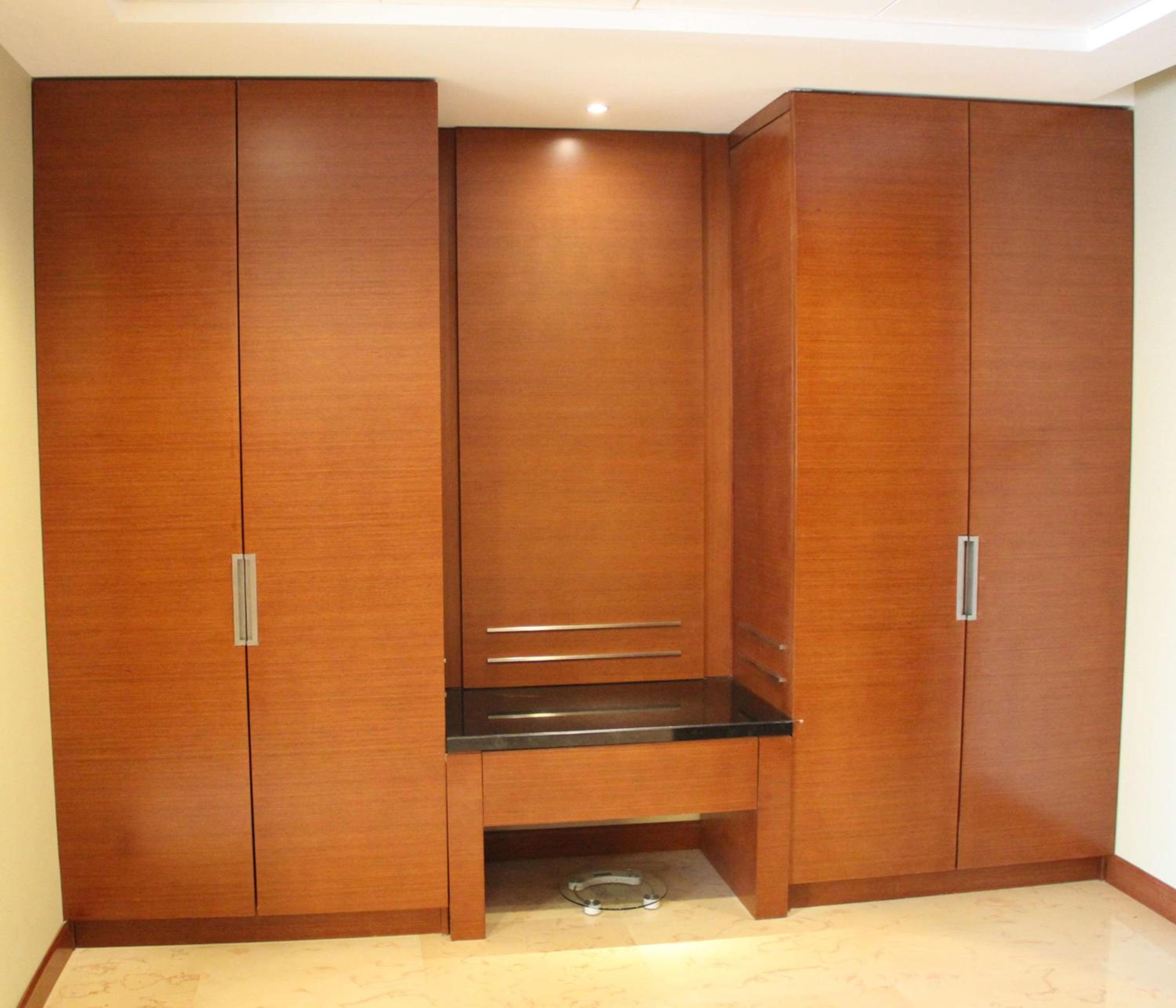 Deluxe King Suite - Photo 2