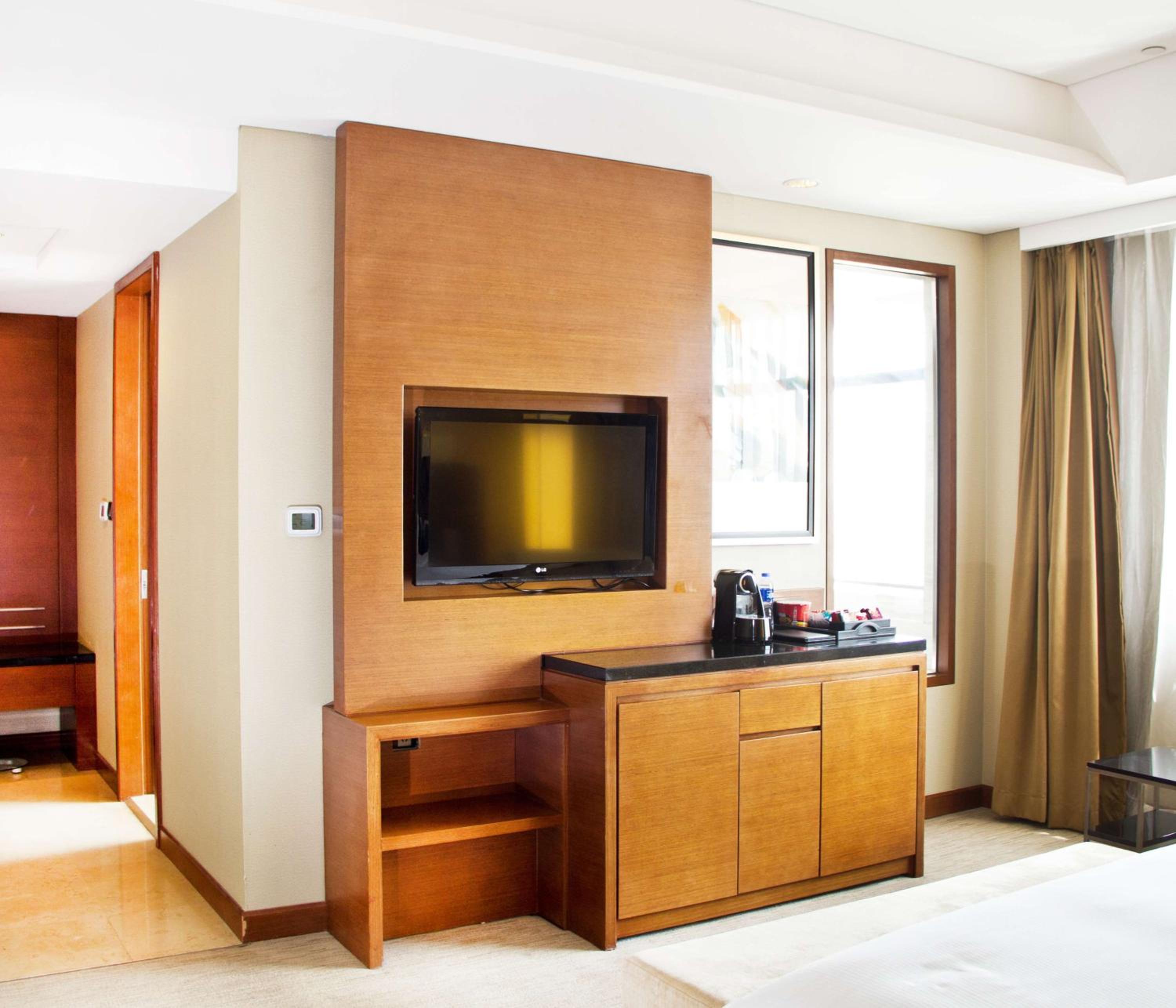 Executive King Room with Lounge Access