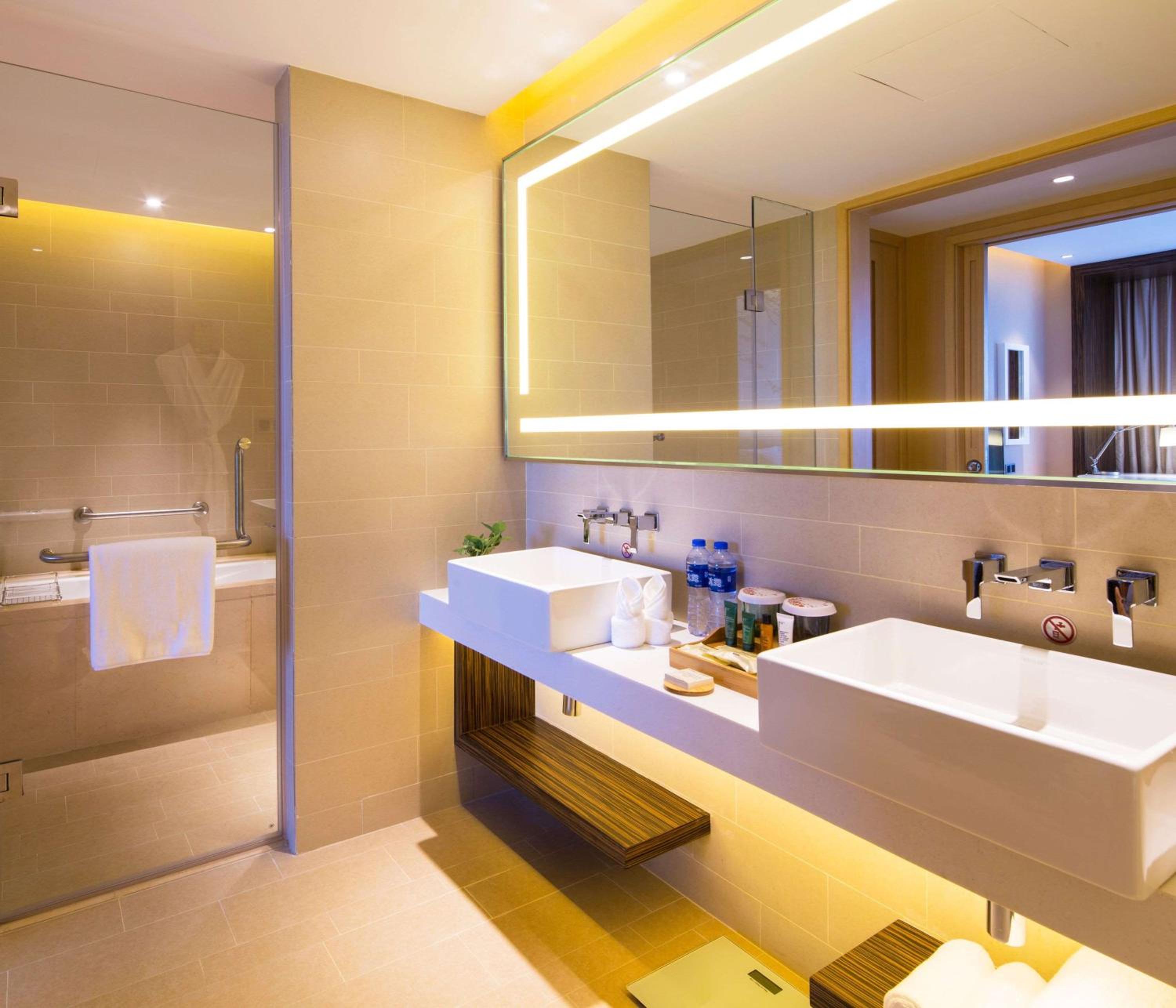 Twin Room - High Floor