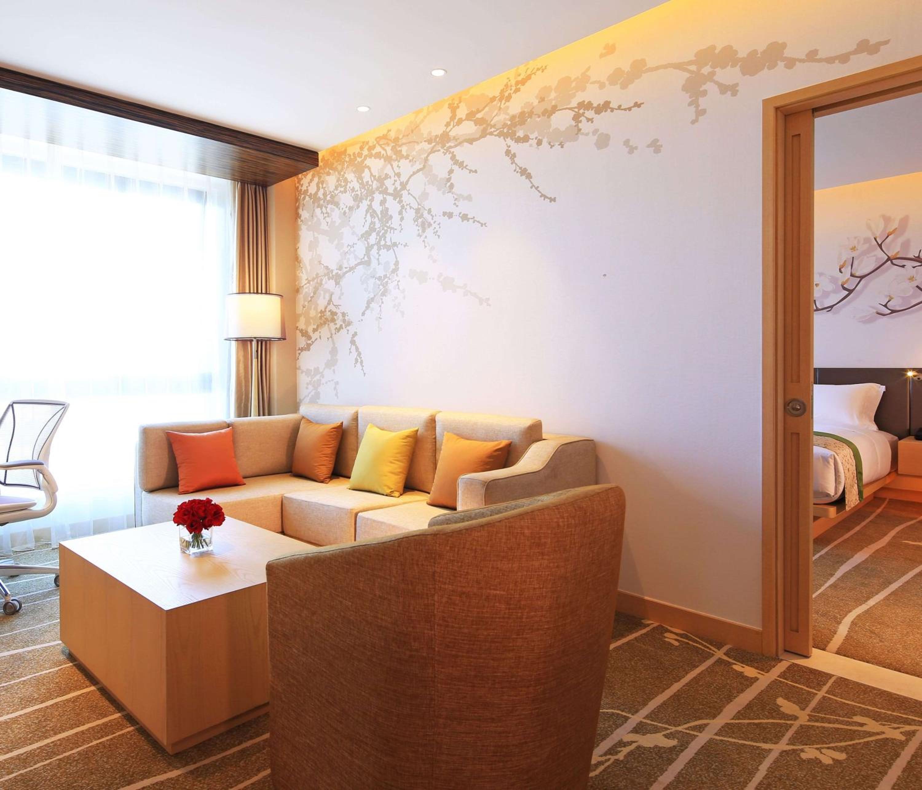 One-Bedroom King Suite