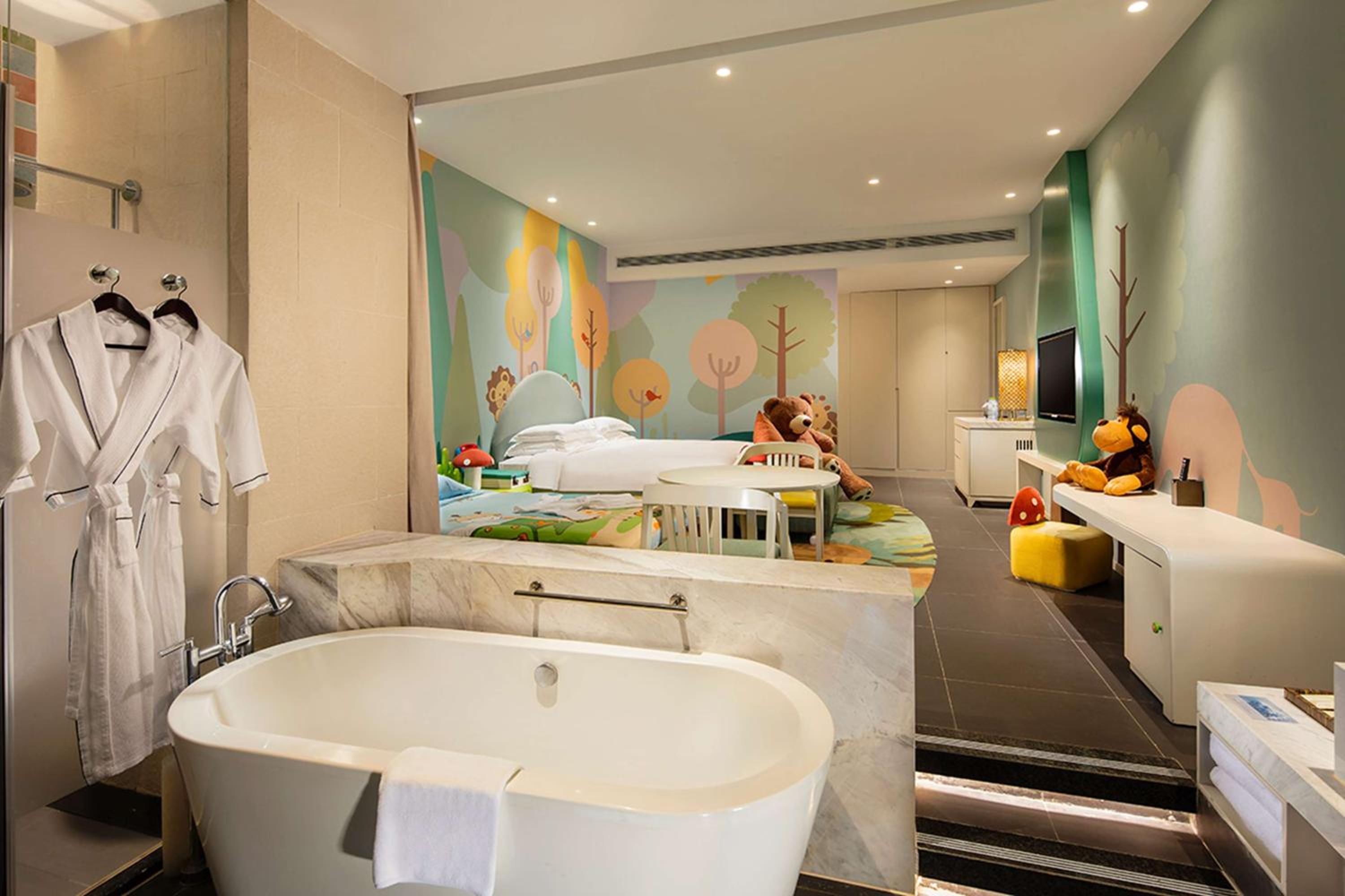 Cartoon Theme Family Room - Photo 4