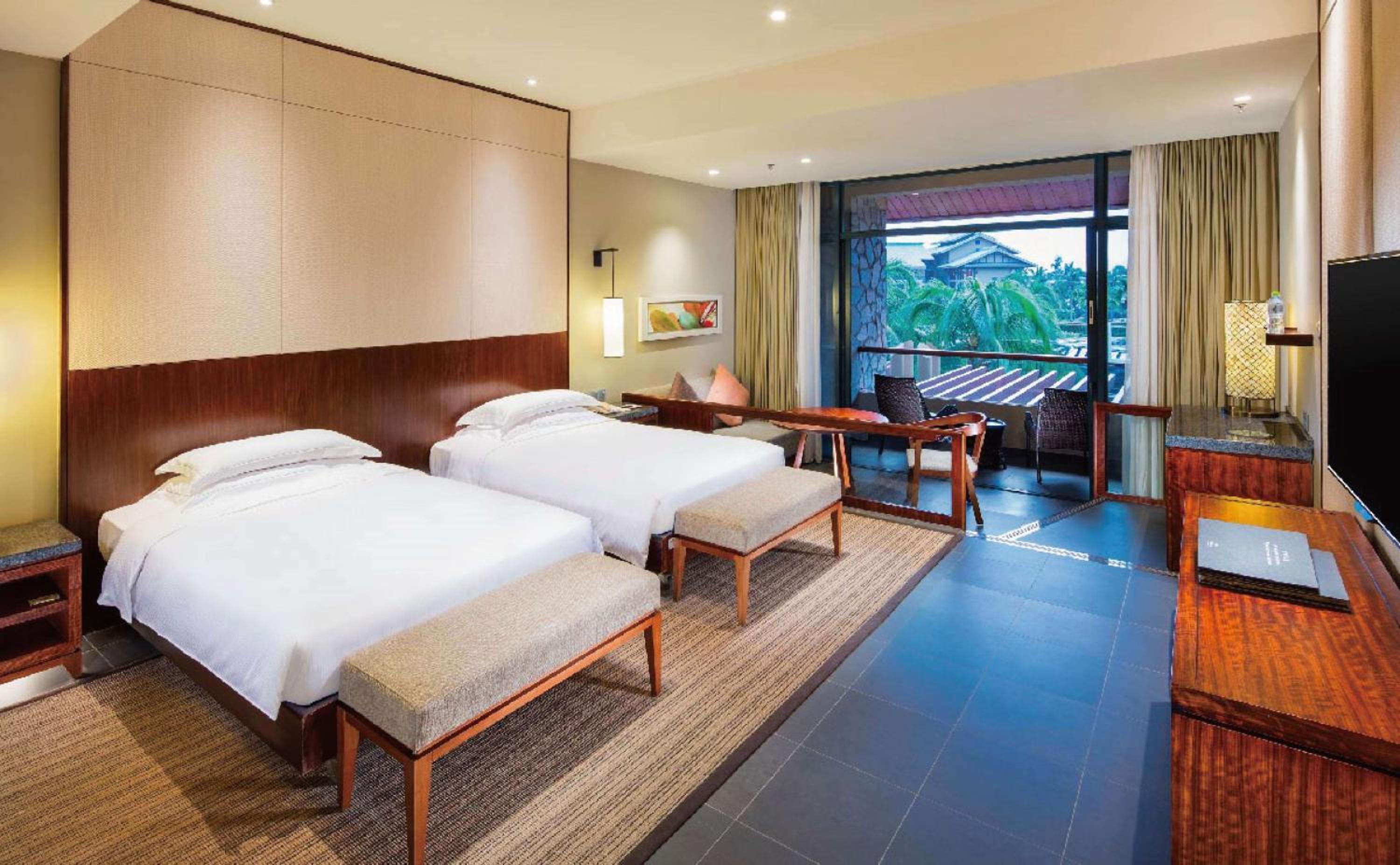 Superior Twin Room with Ocean View - Photo 1