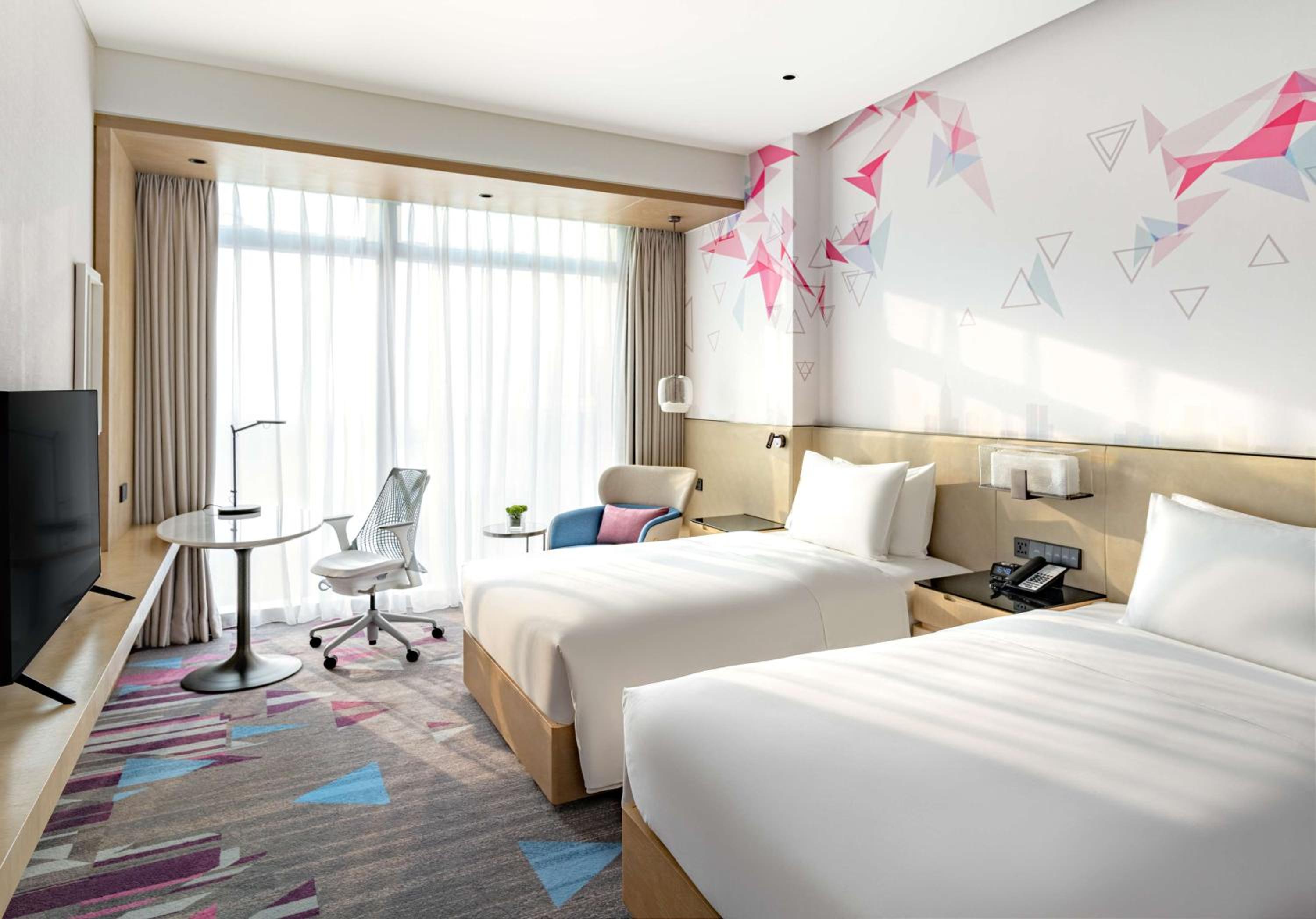 Twin Room - Photo 3