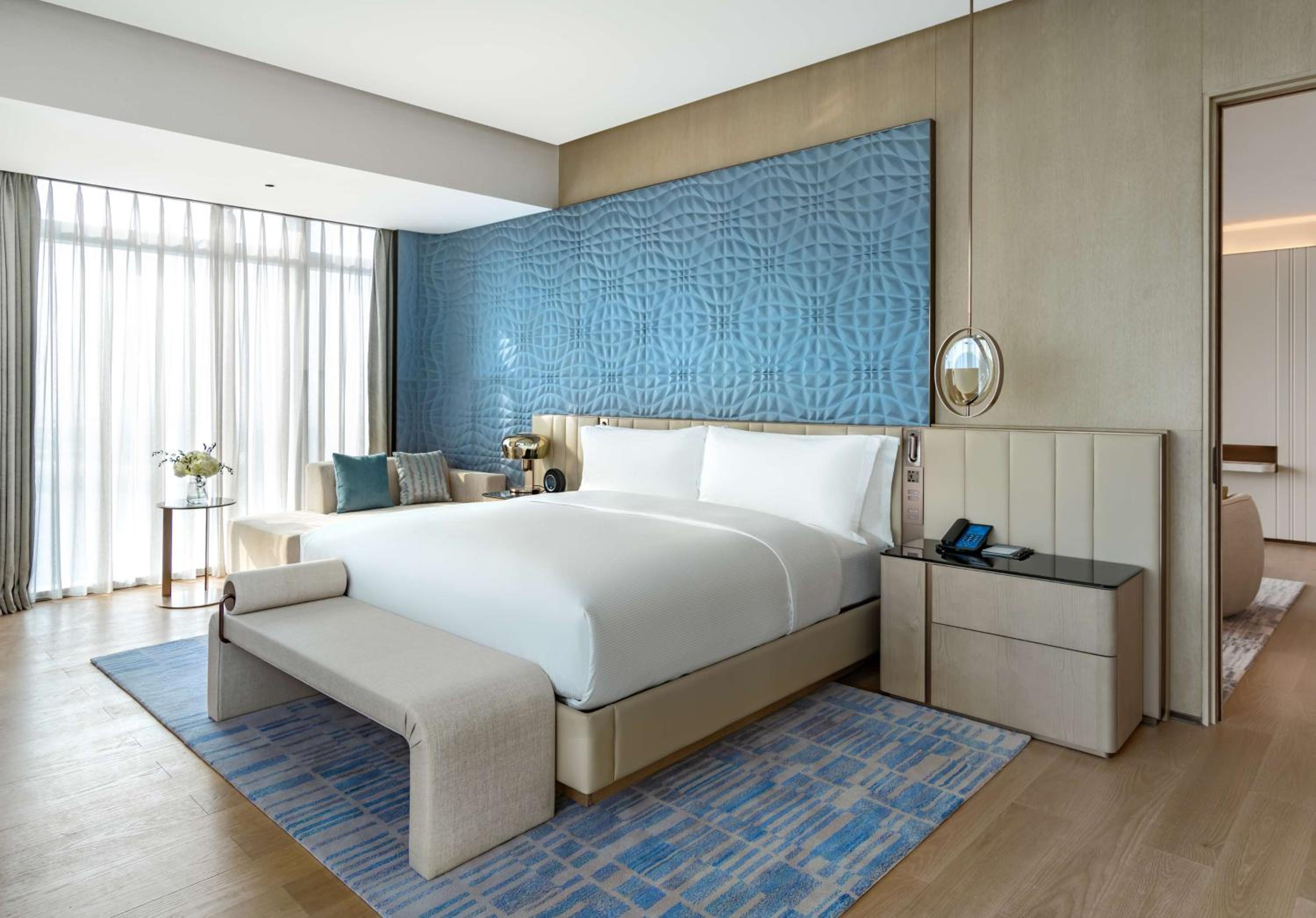 Executive King Suite