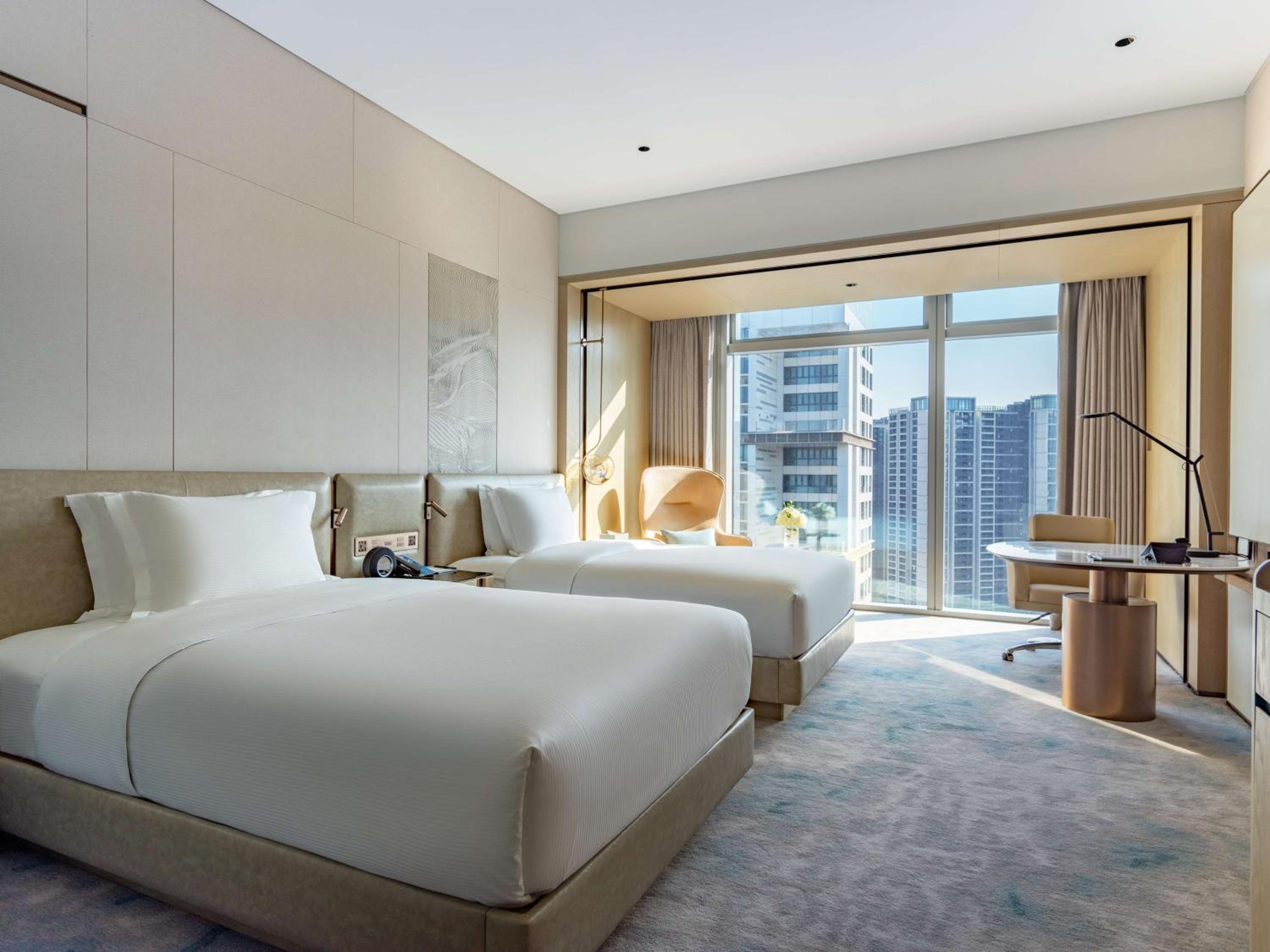 Twin Room - Photo 2