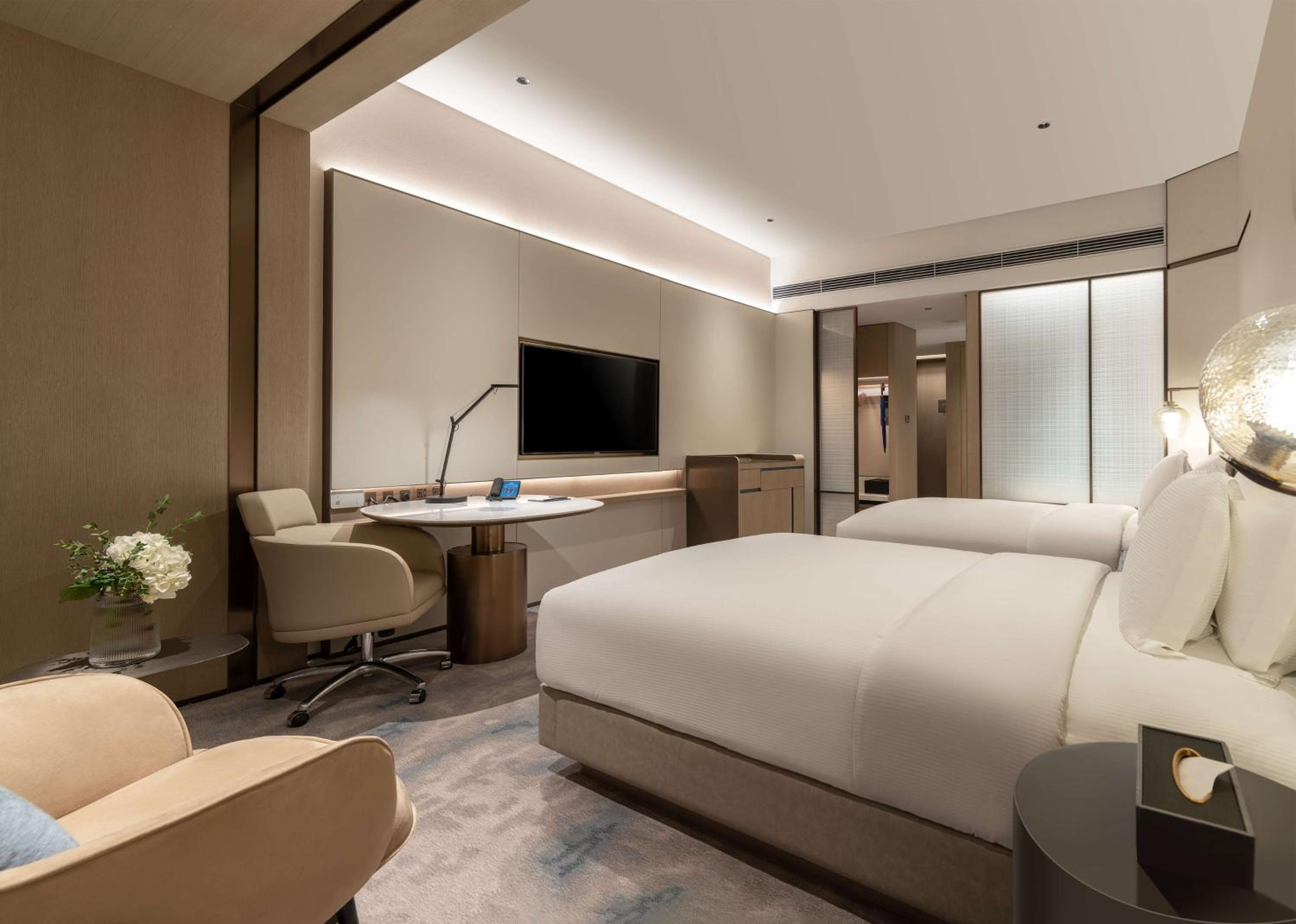 Twin Room - Photo 3