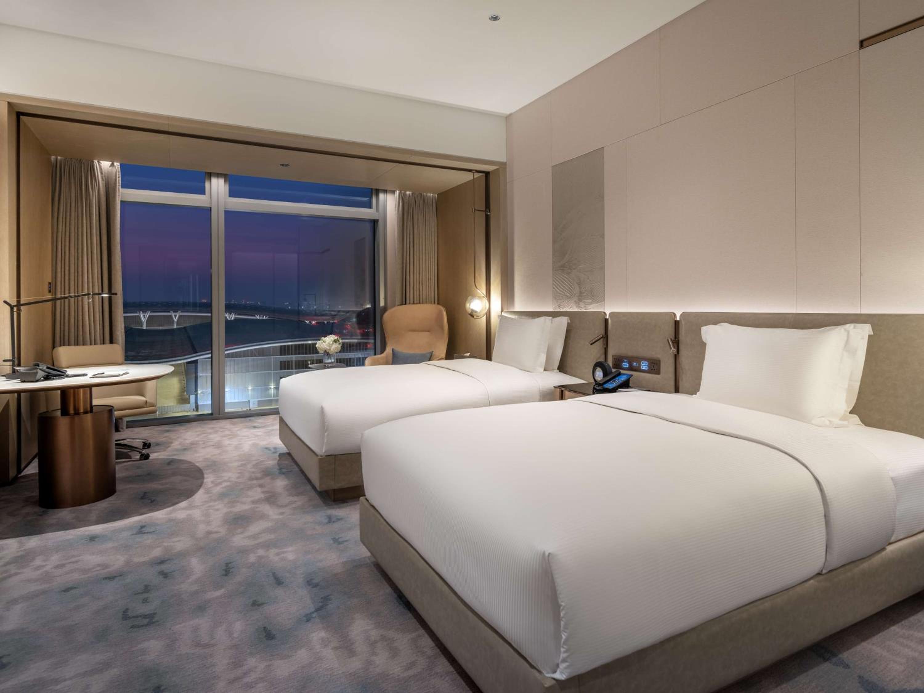 Deluxe Twin Room - Photo 3