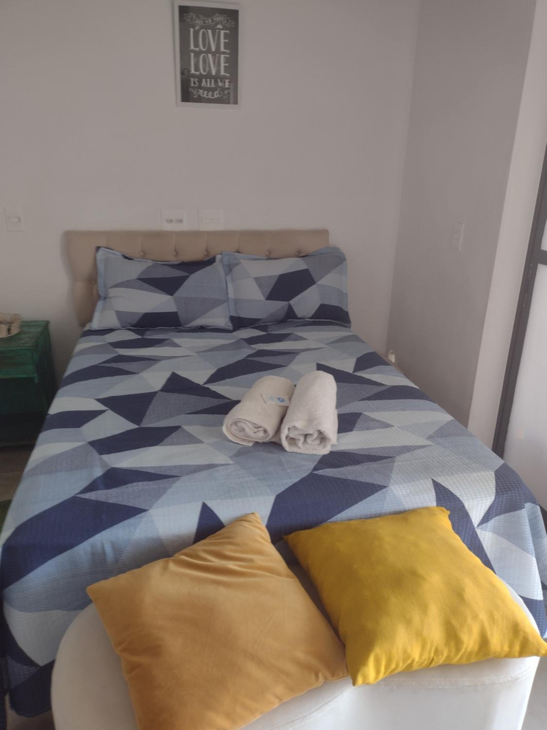 One-Bedroom Apartment - Photo 18