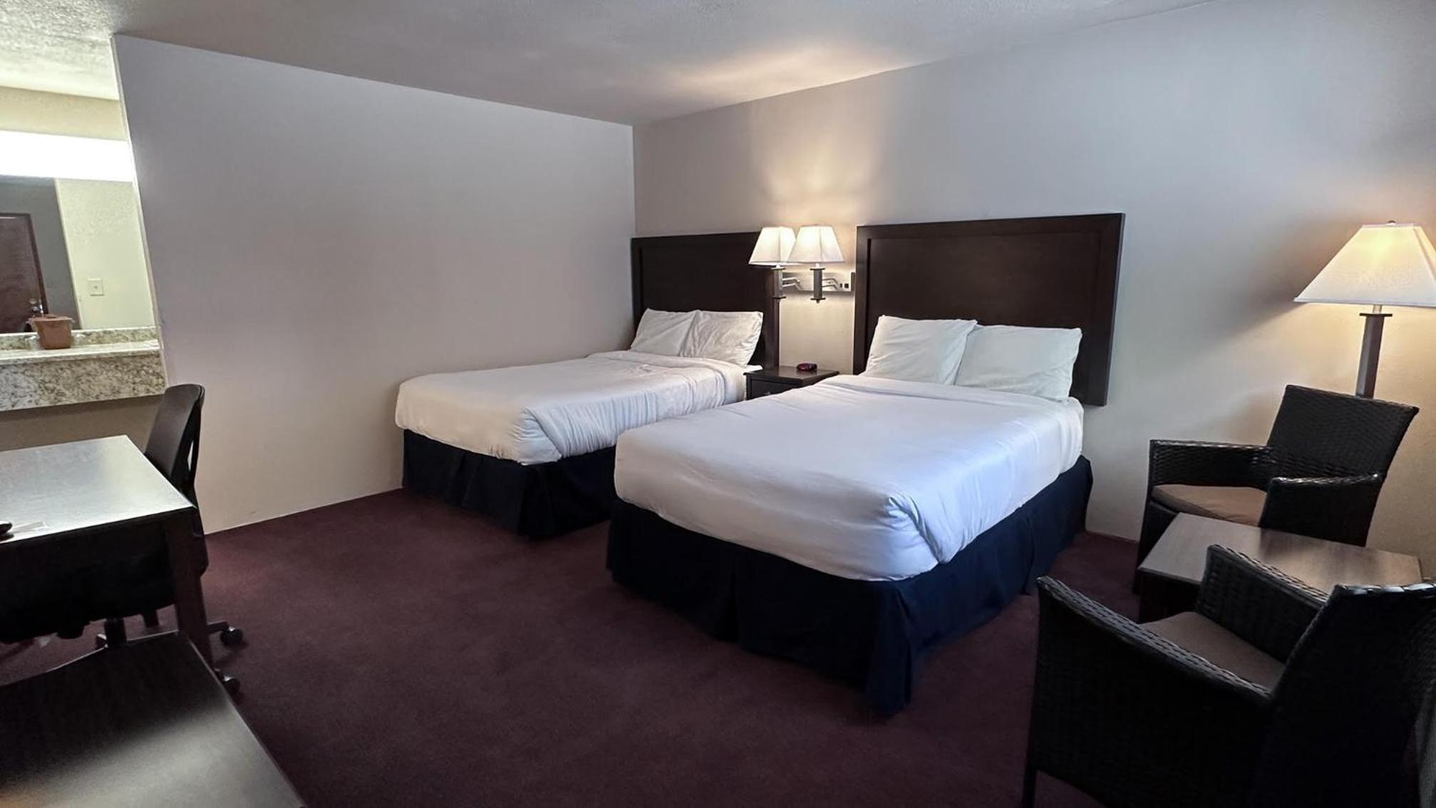 Double Room with Two Double Beds photo 1