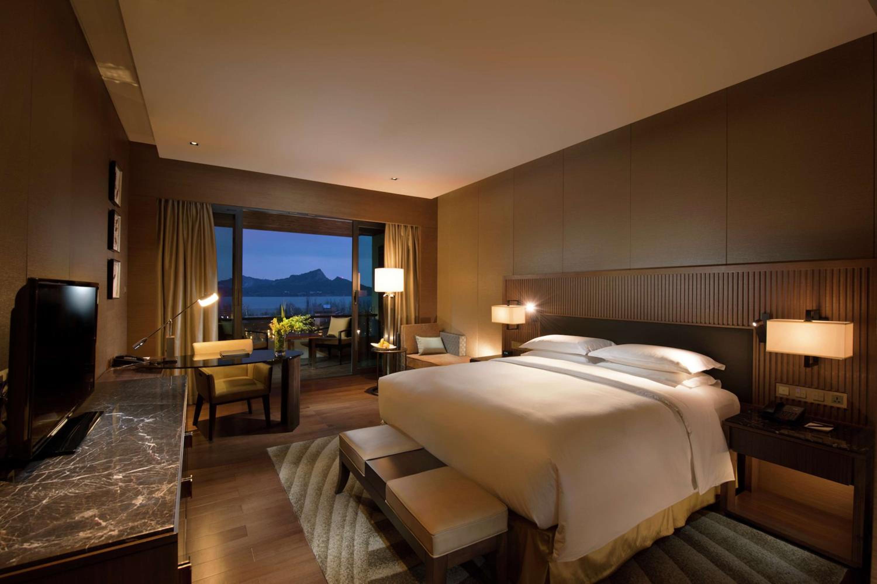 Executive King Room - Lounge Access