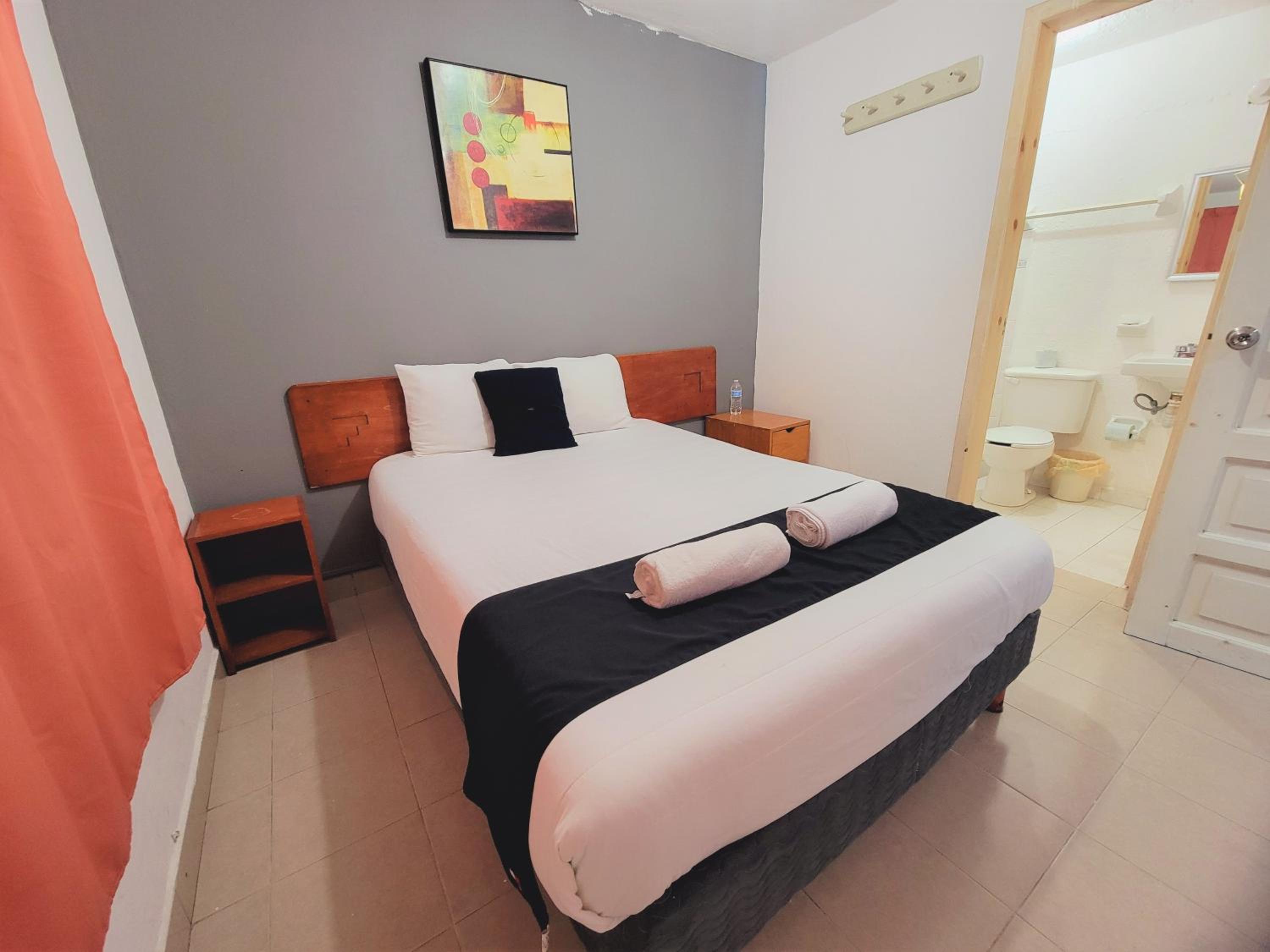 Standard Double Room photo 3
