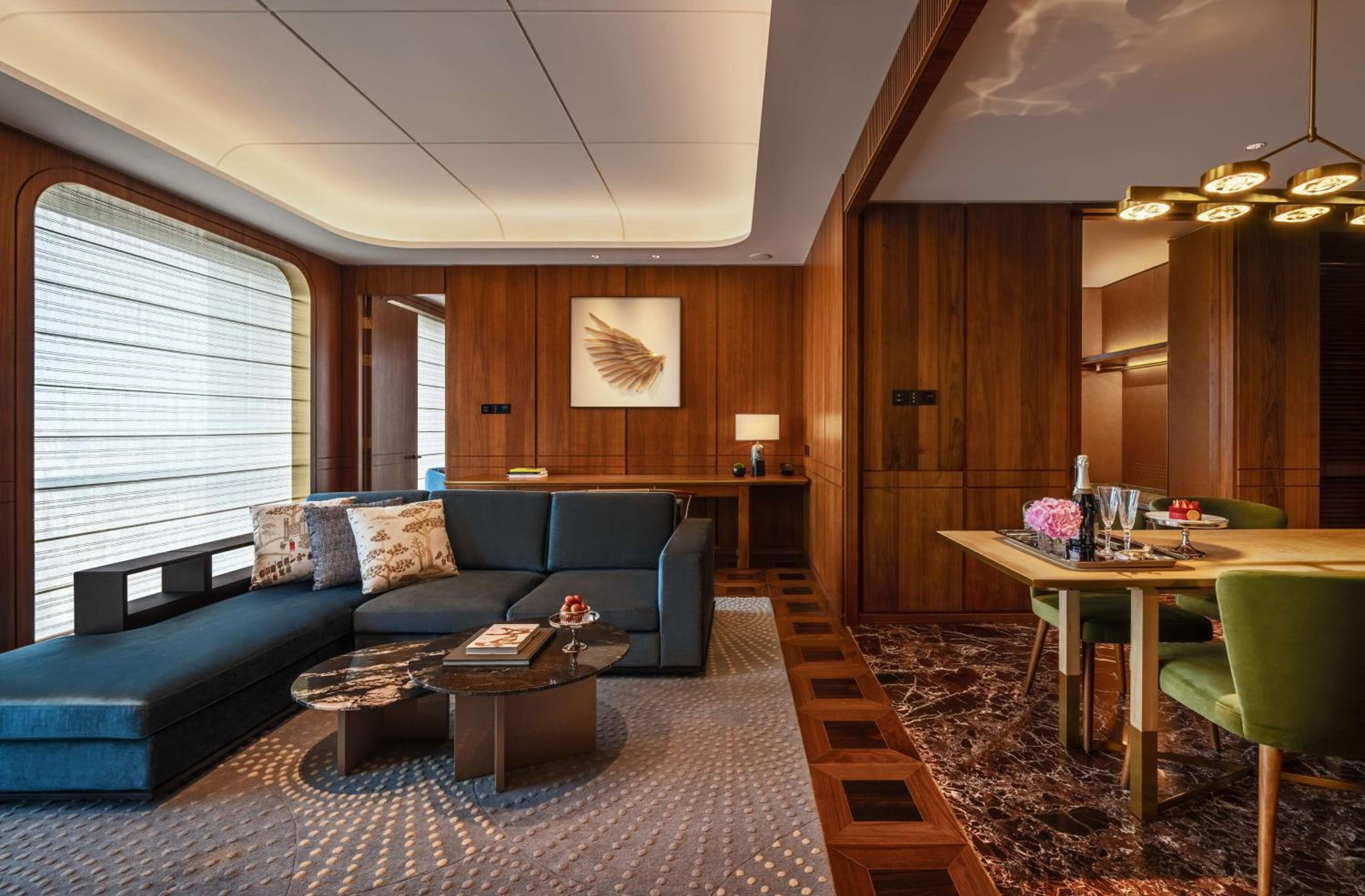 Waldorf Astoria Suite - Photo 3