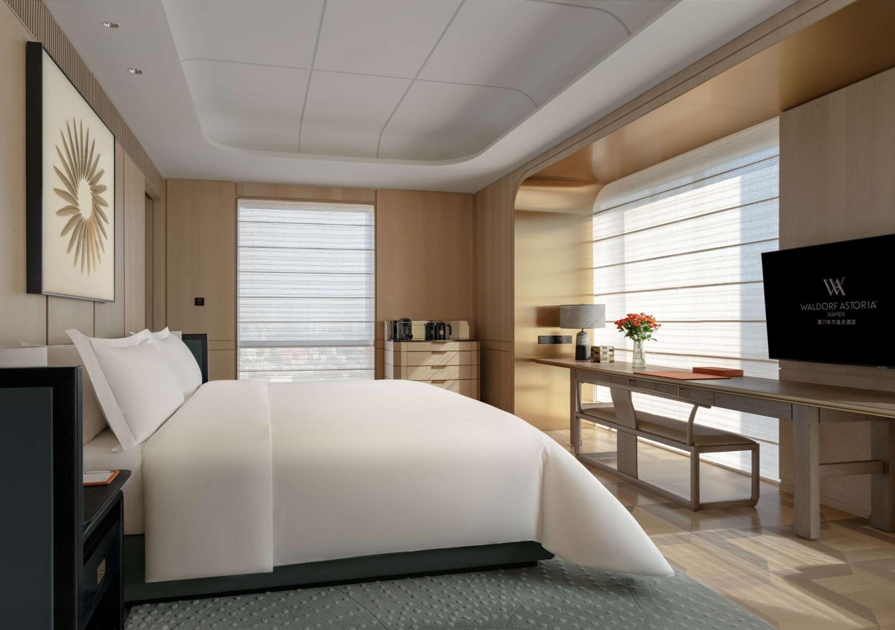 King Panoramic Room - Photo 2