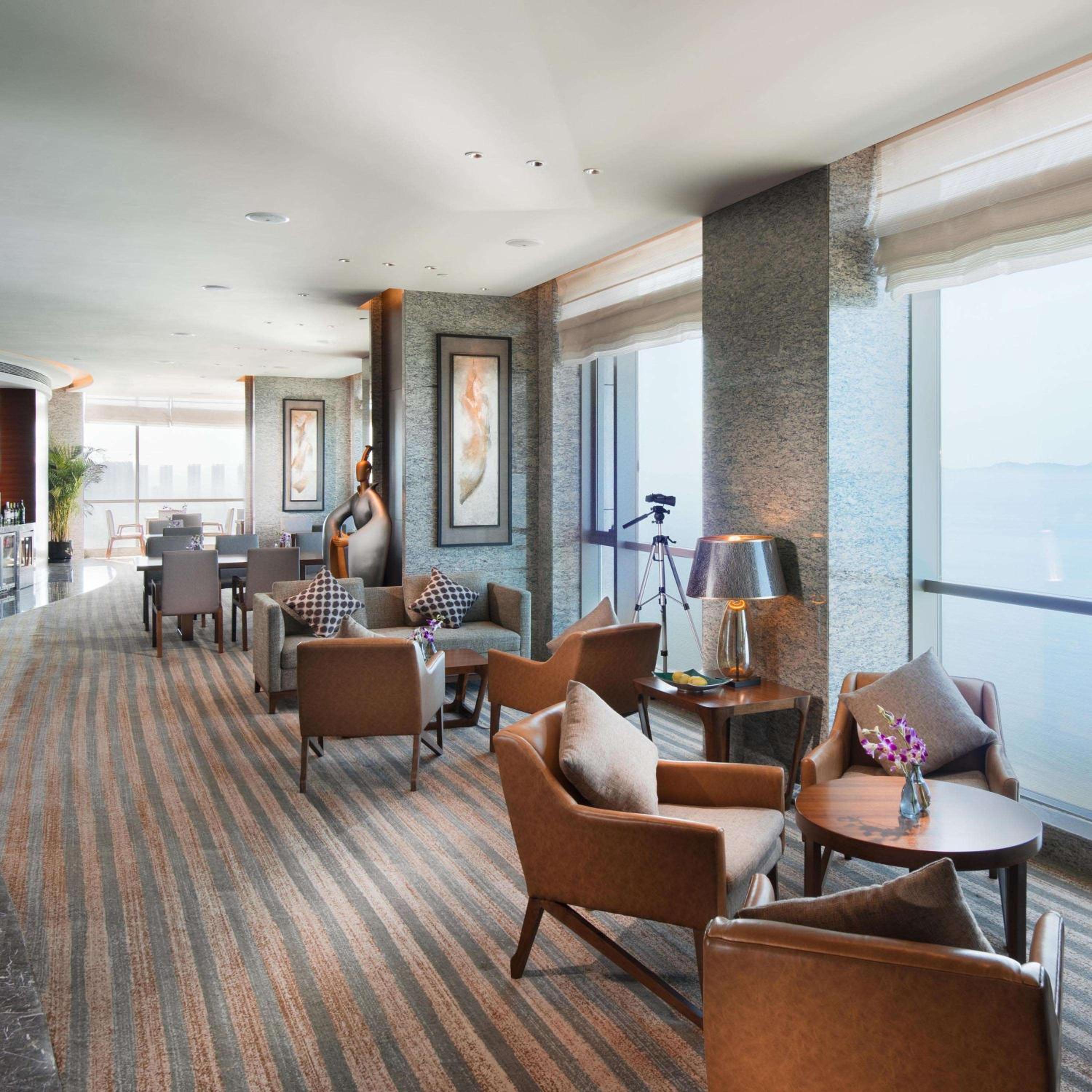 Executive King Room - Lounge Access