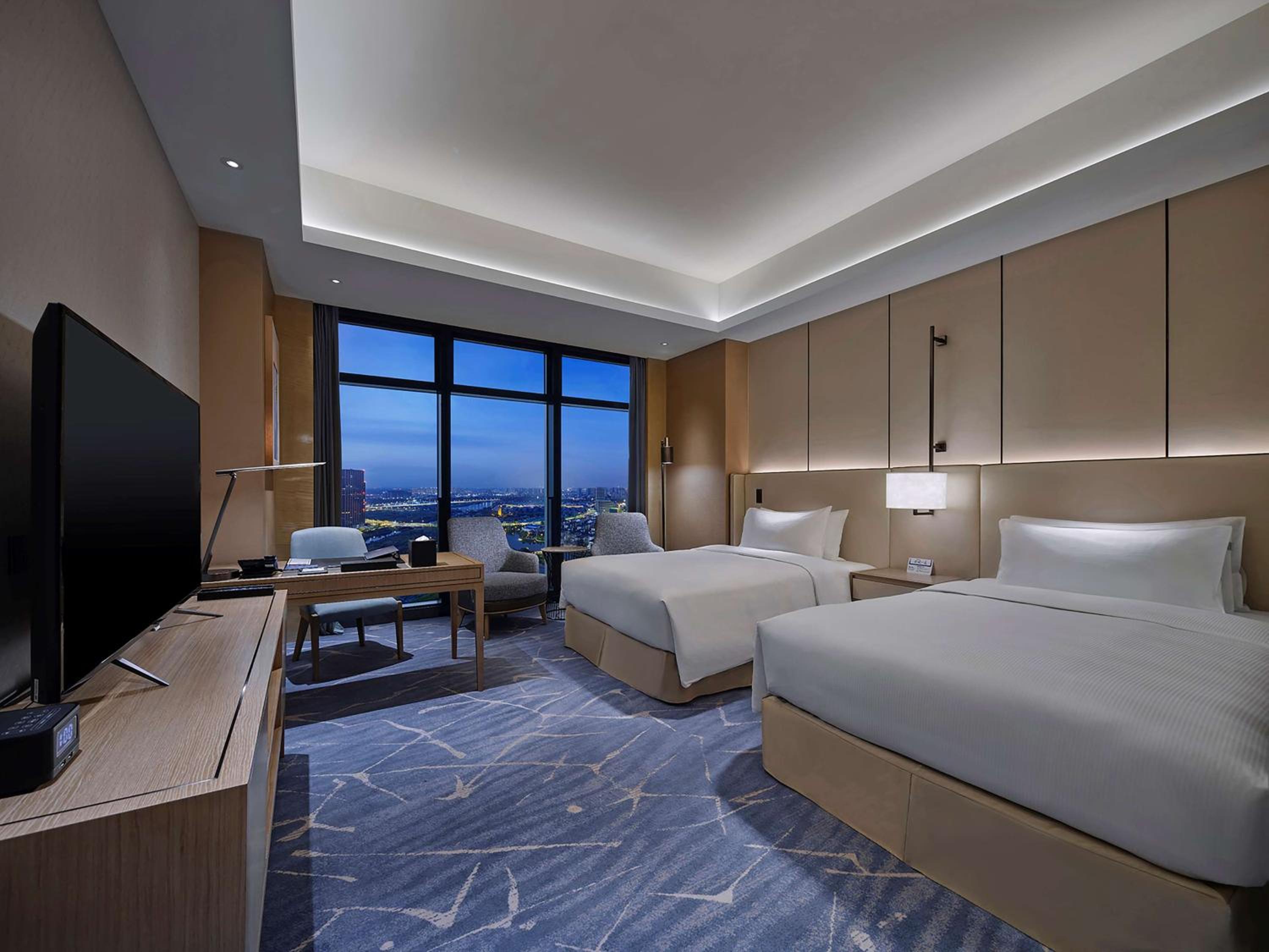 Twin Room - Photo 3