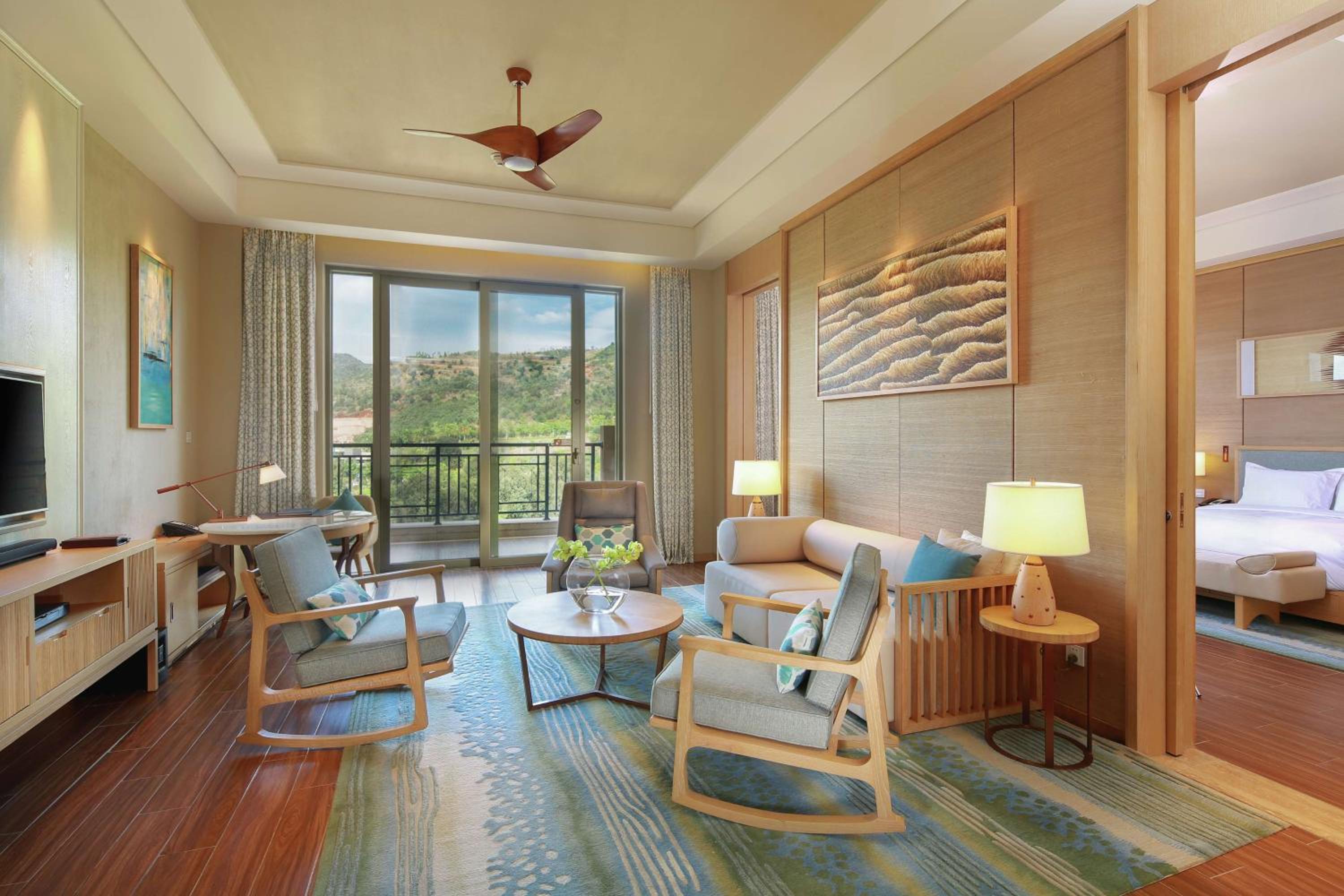 One-Bedroom Suite photo 3