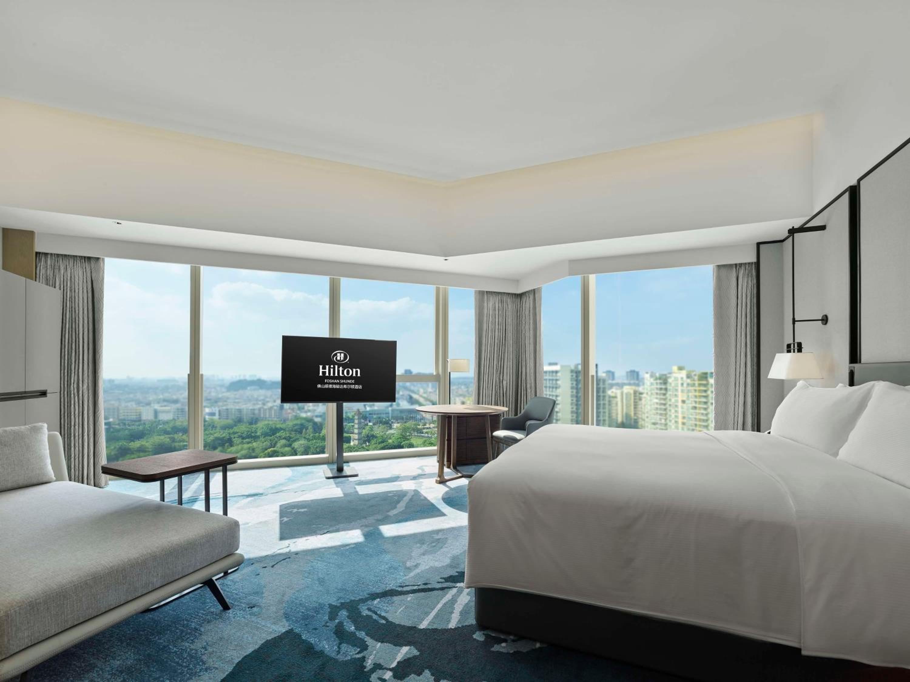 Superior King Room - Photo 6