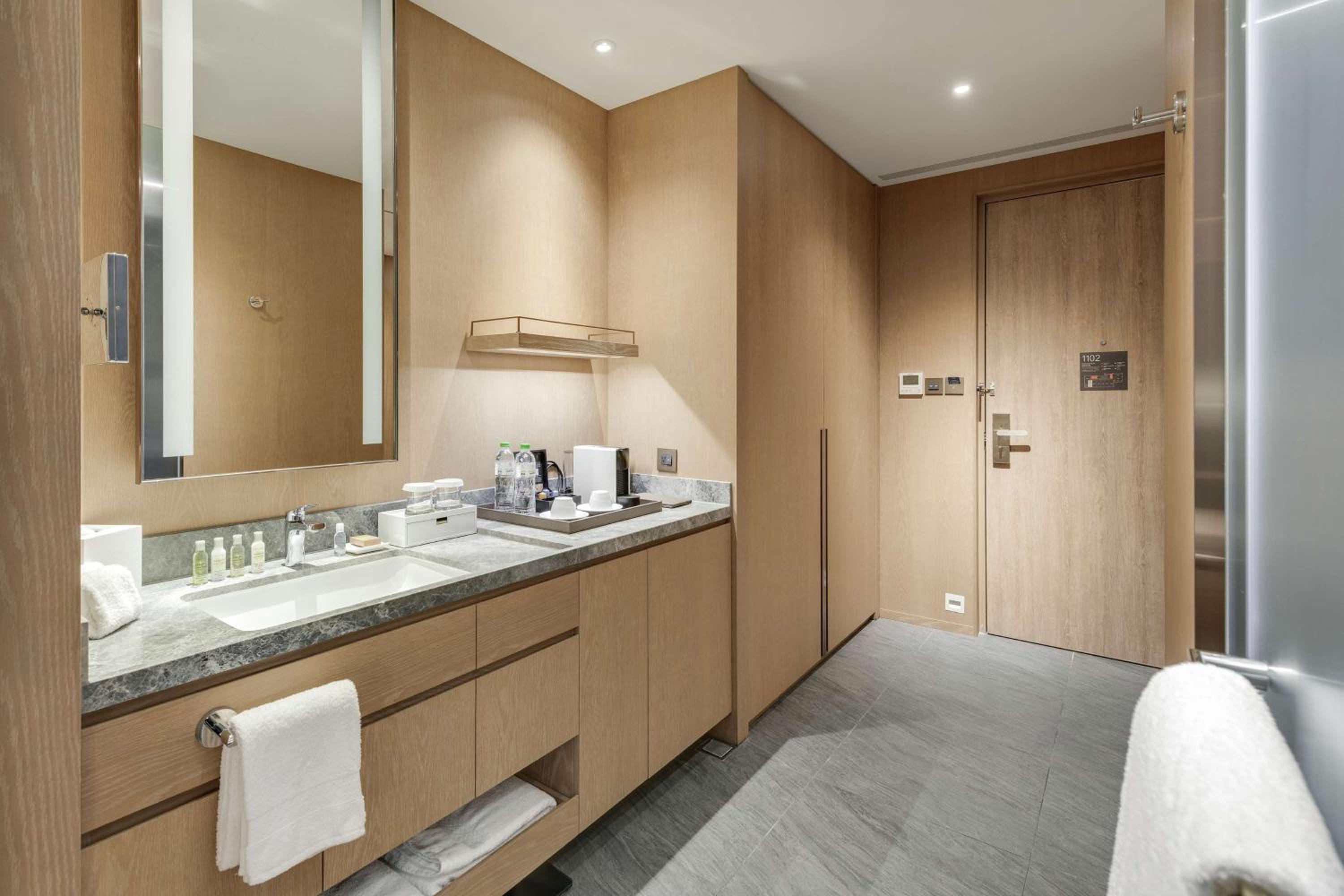 Corner King Room with Balcony