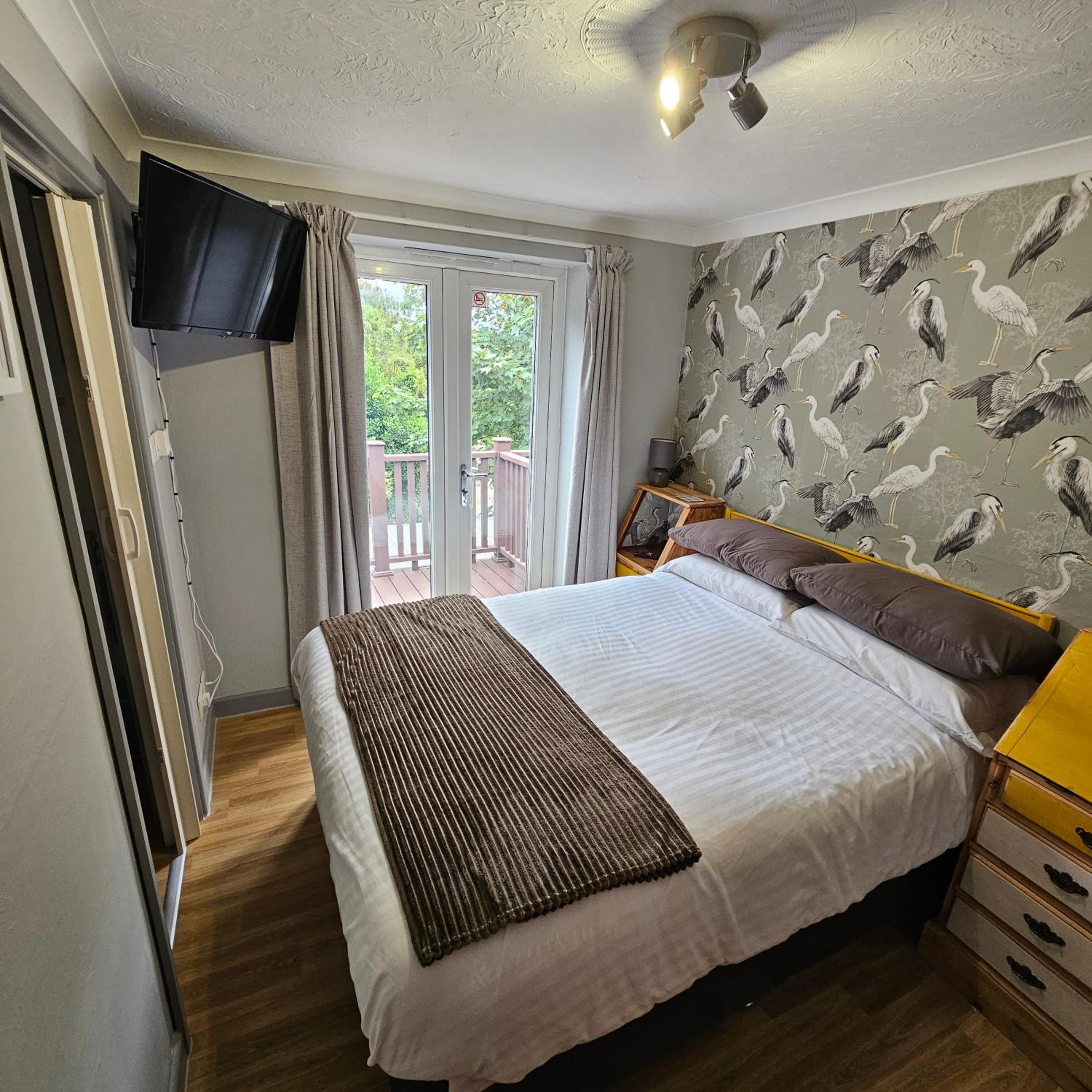 Deluxe Single Room with Balcony