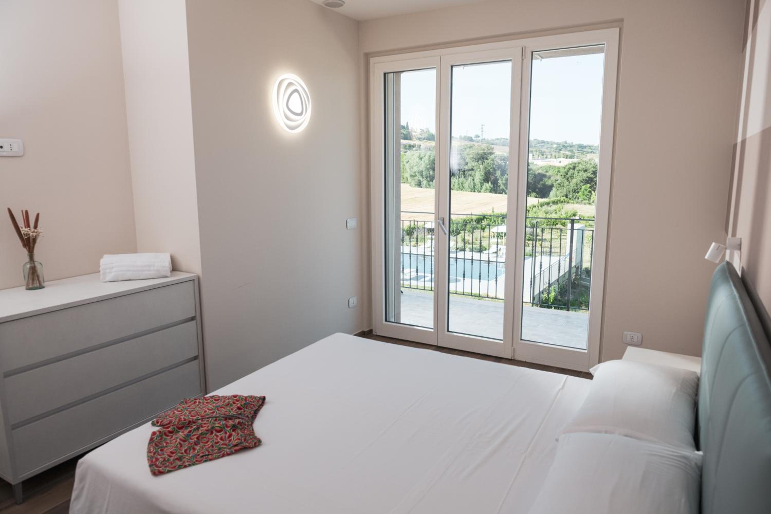One-Bedroom House photo 2