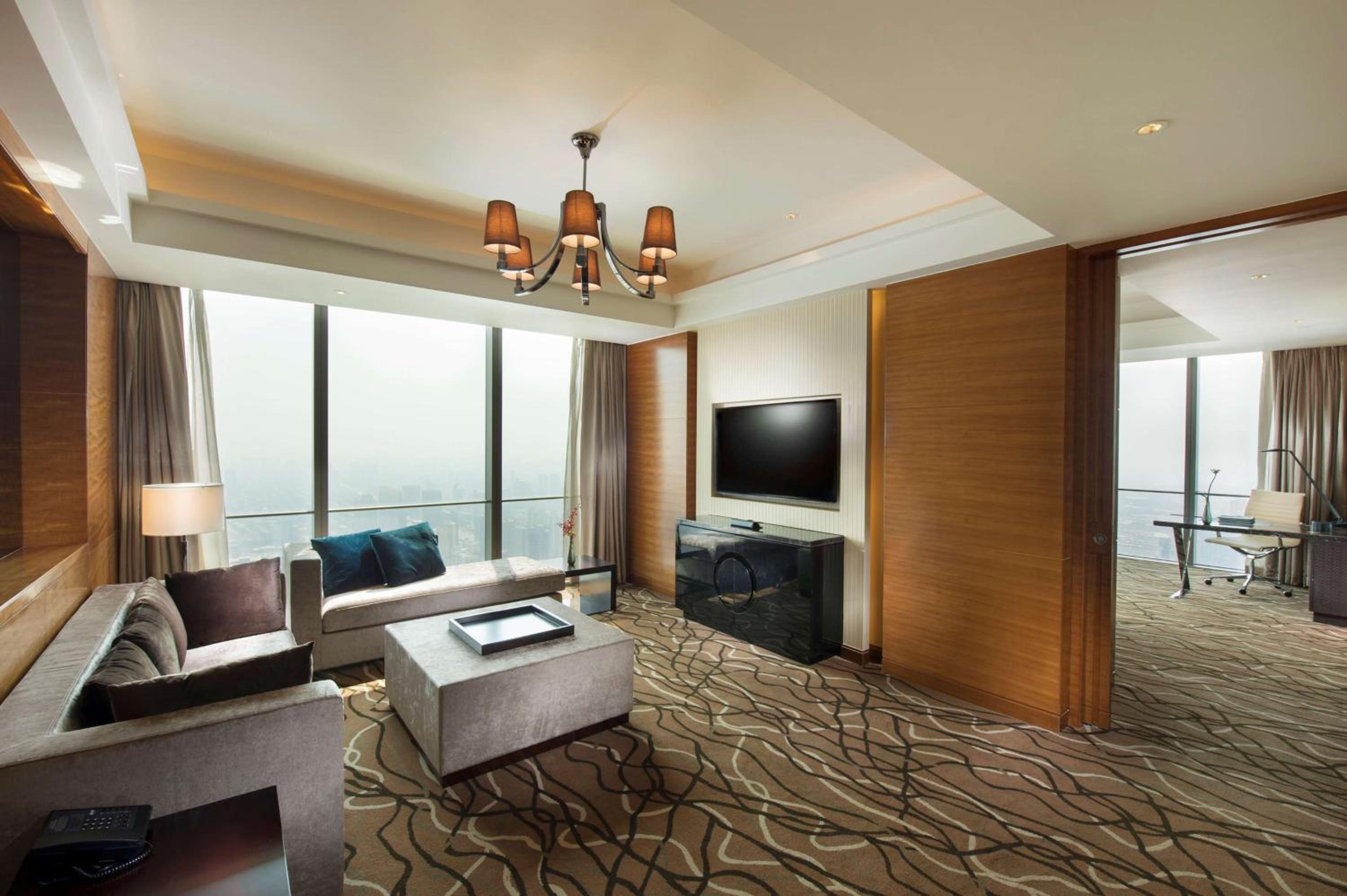 Executive Suite photo 2