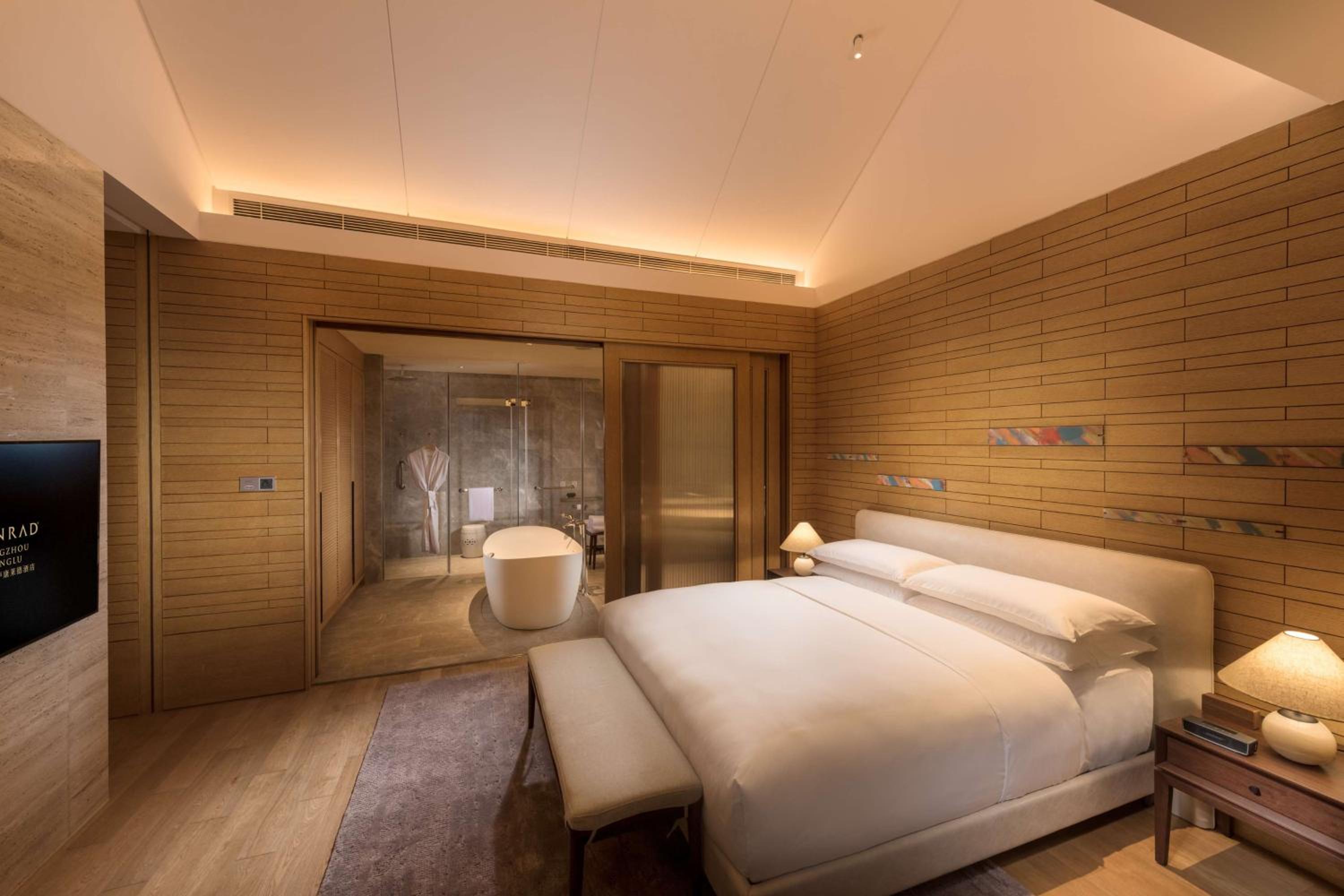 Premium King Suite